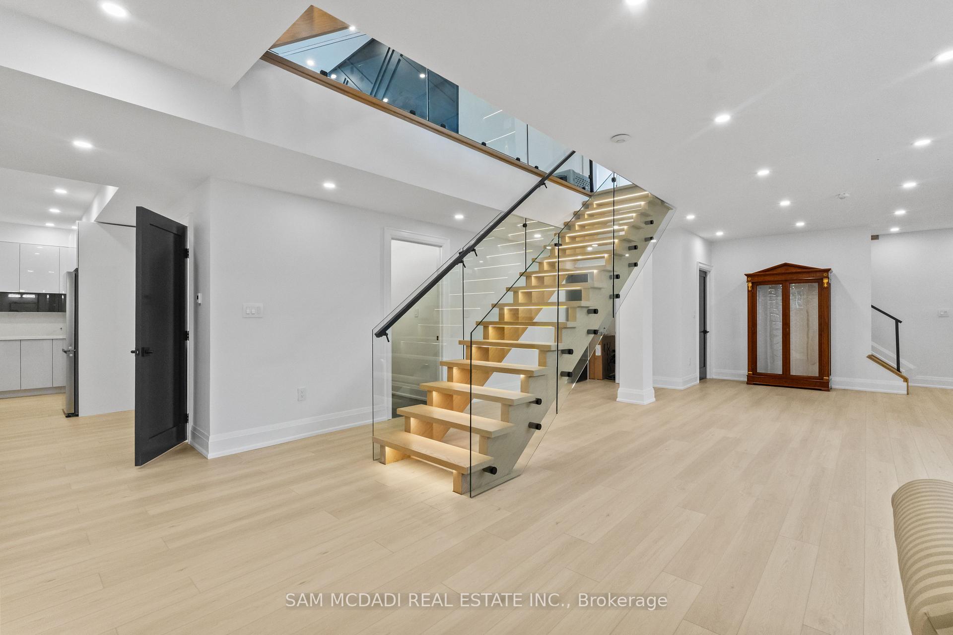 107 Vista Boulevard