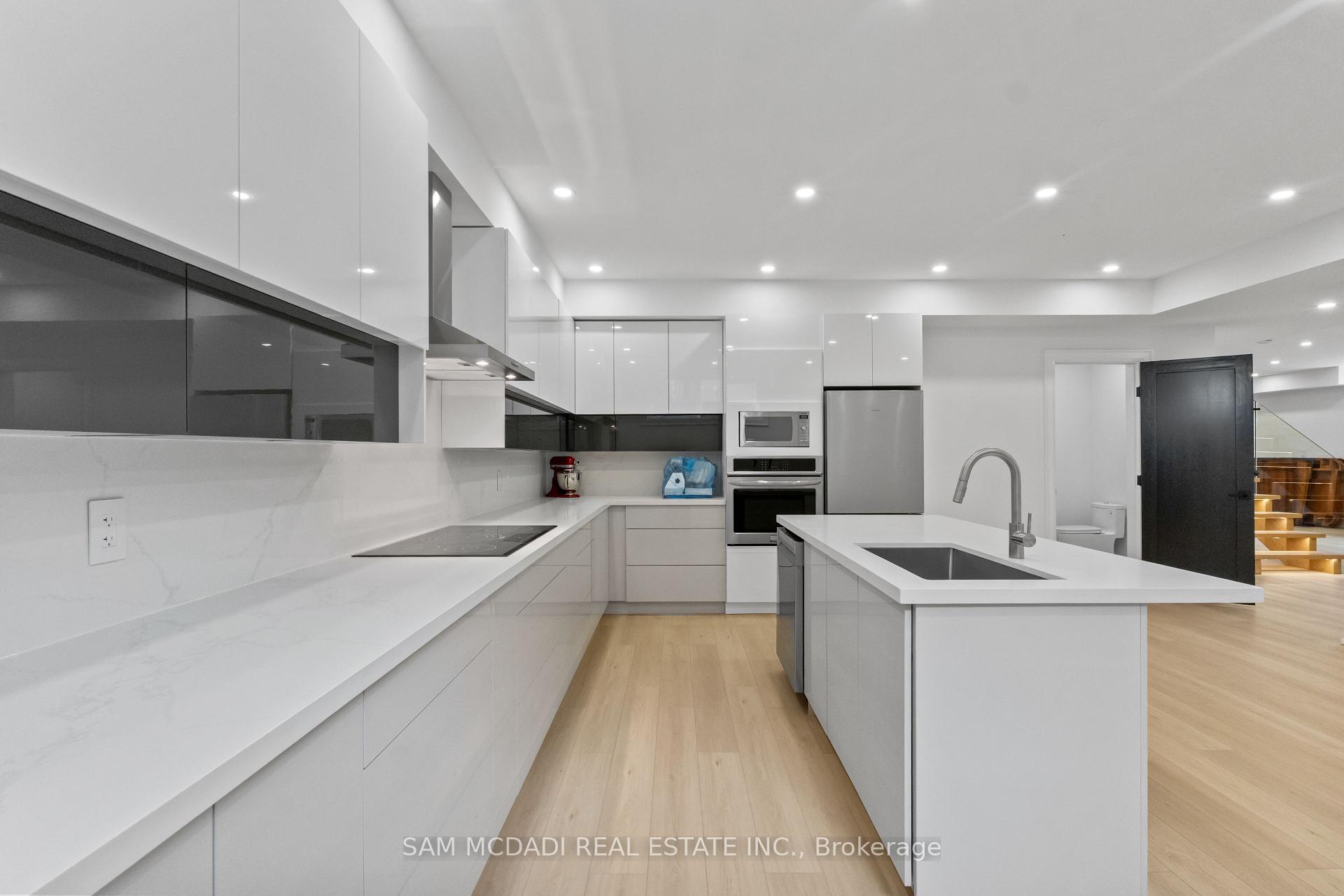 107 Vista Boulevard