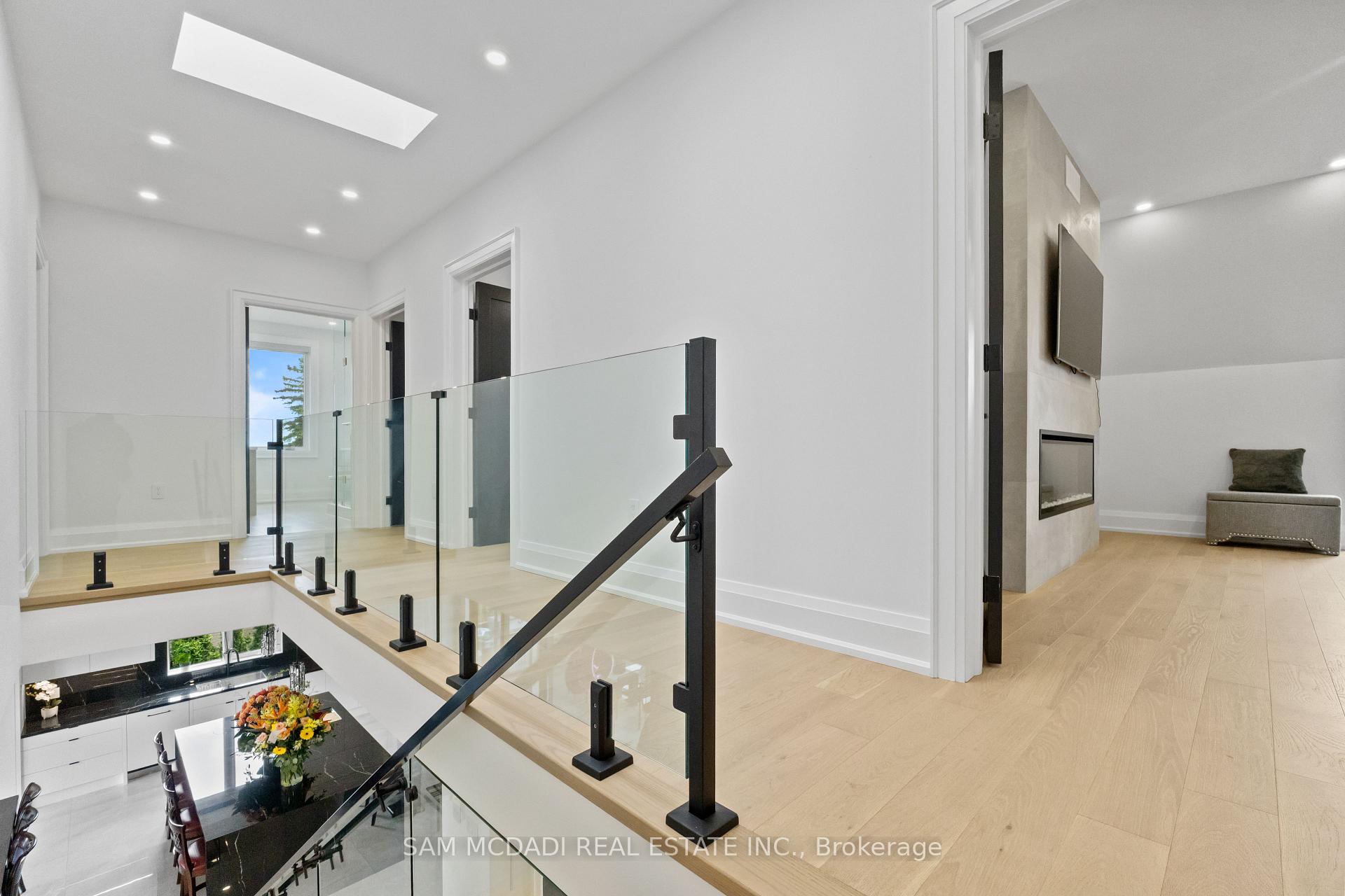 107 Vista Boulevard