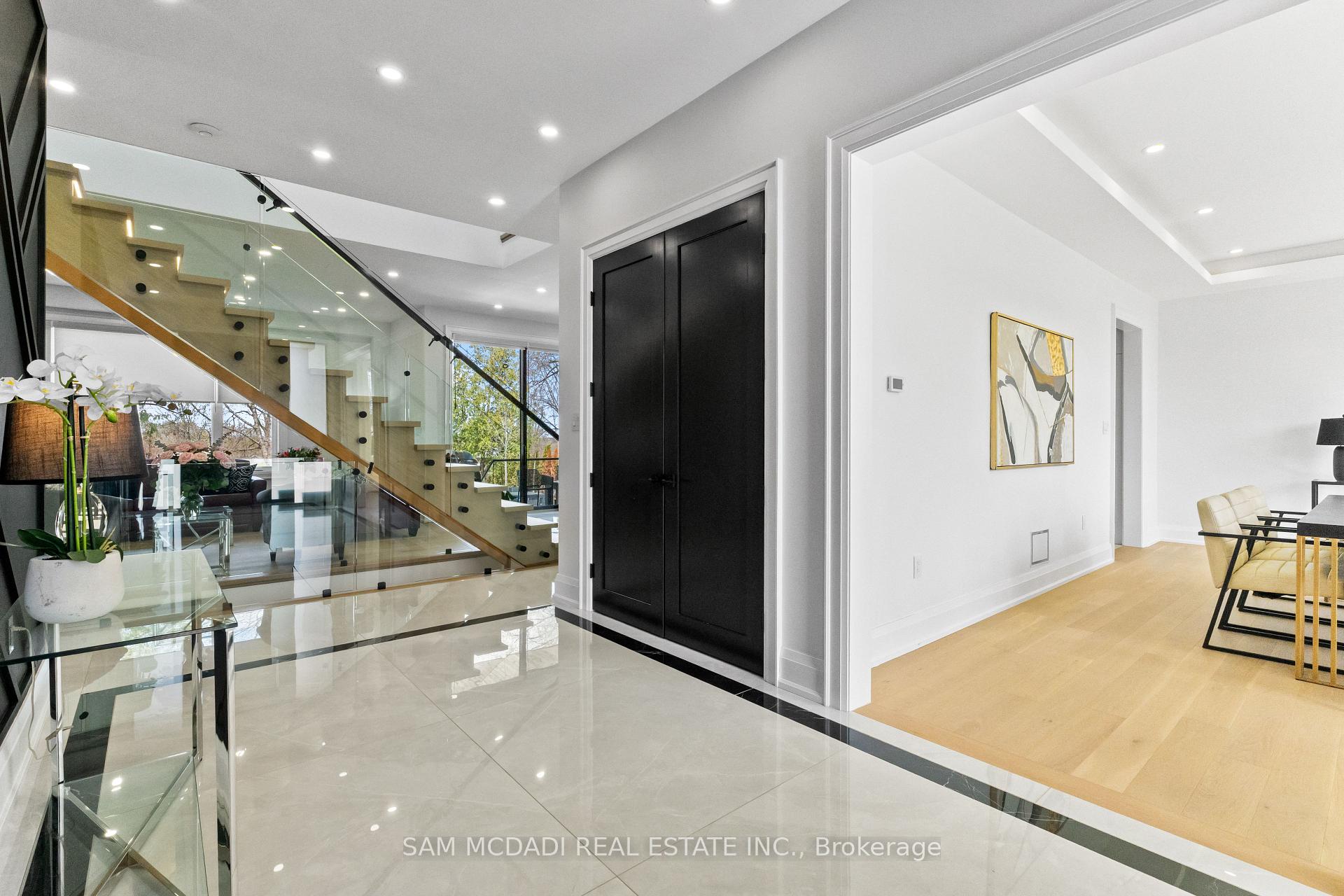 107 Vista Boulevard