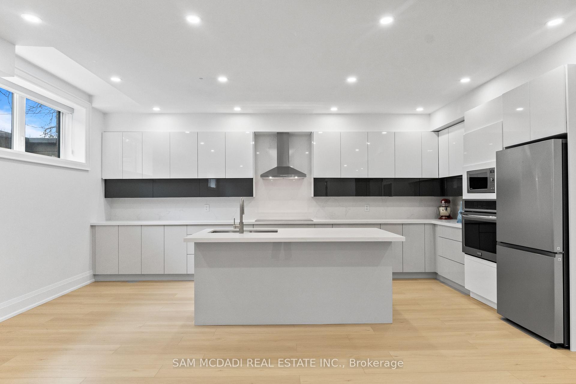 107 Vista Boulevard