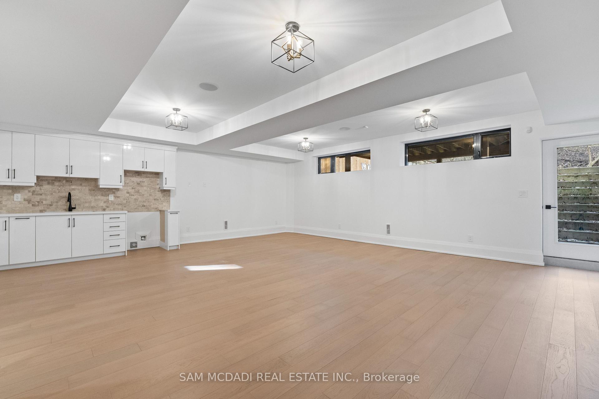 78 South Kingsway N/A