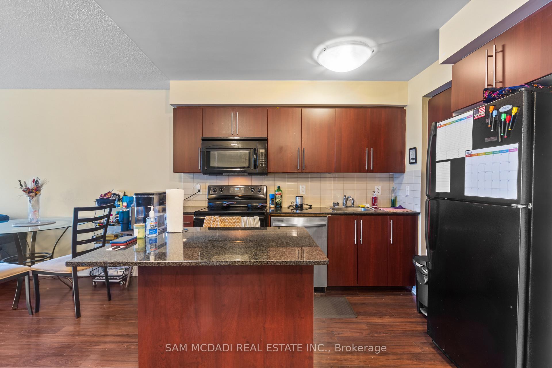 330 Burnhamthorpe Road 705