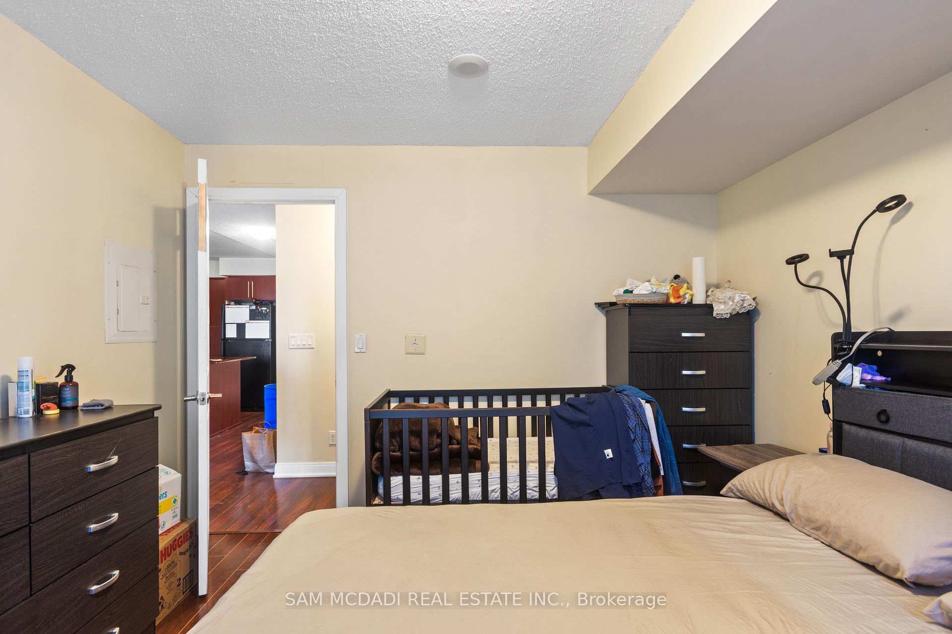 330 Burnhamthorpe Road 705