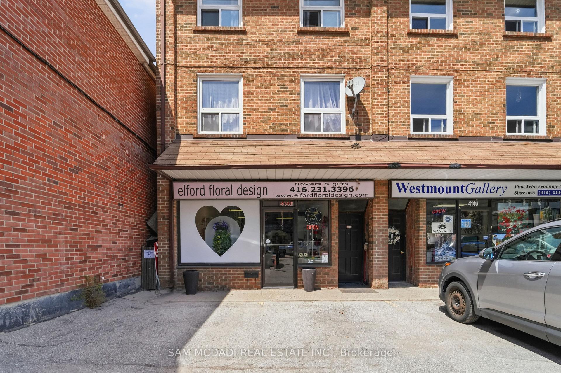 4142 Dundas Street W