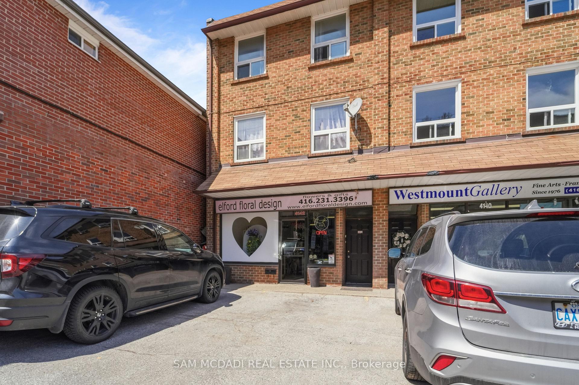 4142 Dundas Street W