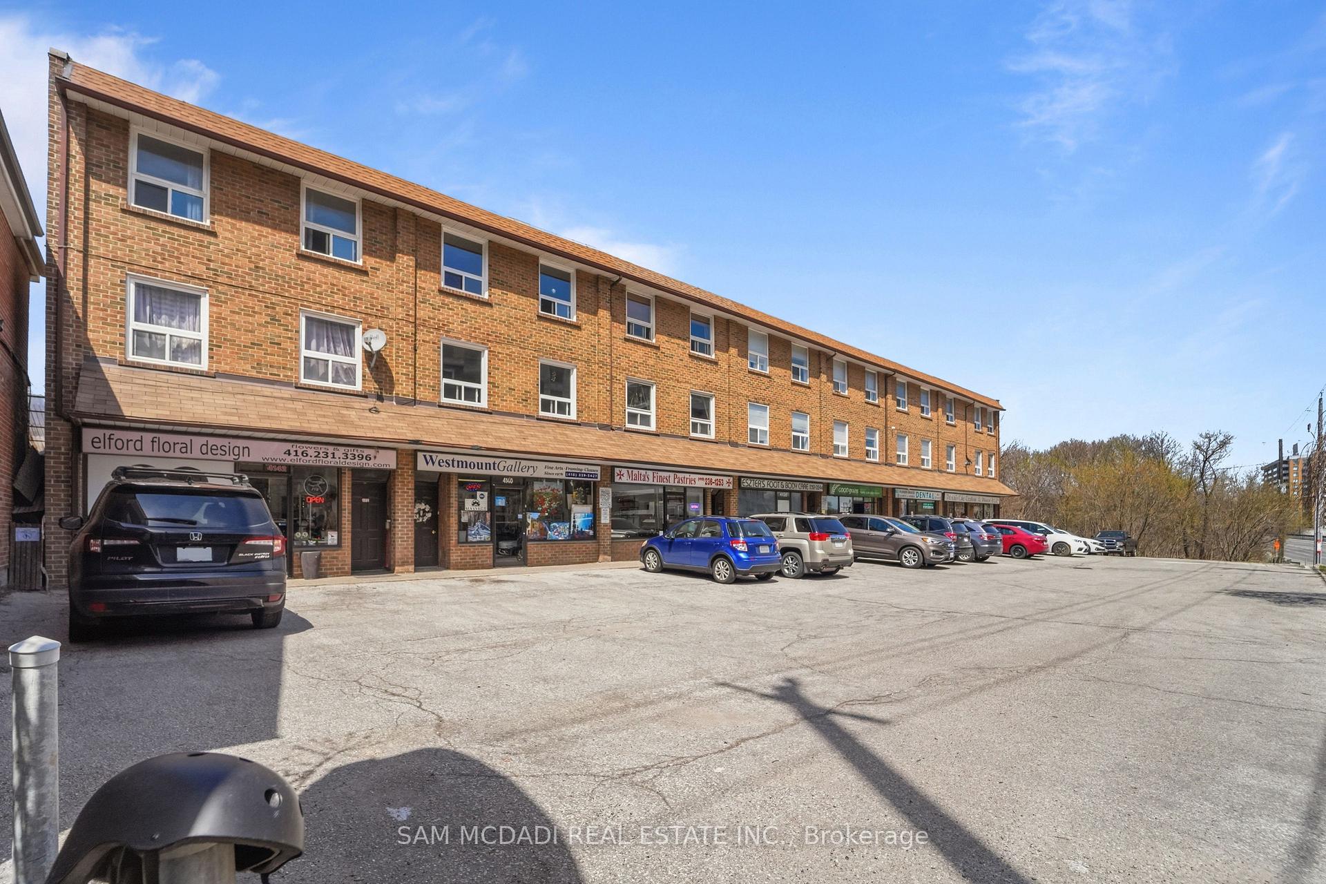 4142 Dundas Street W