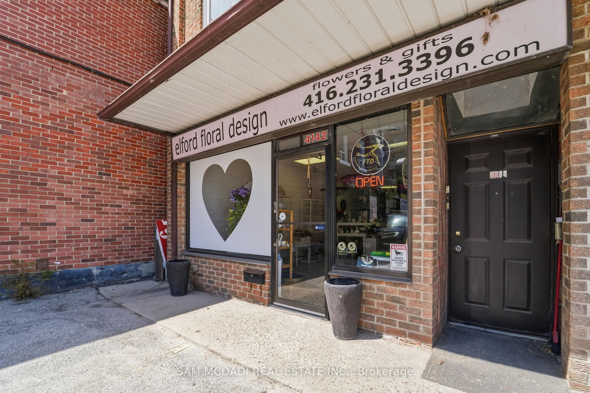 4142 Dundas Street W