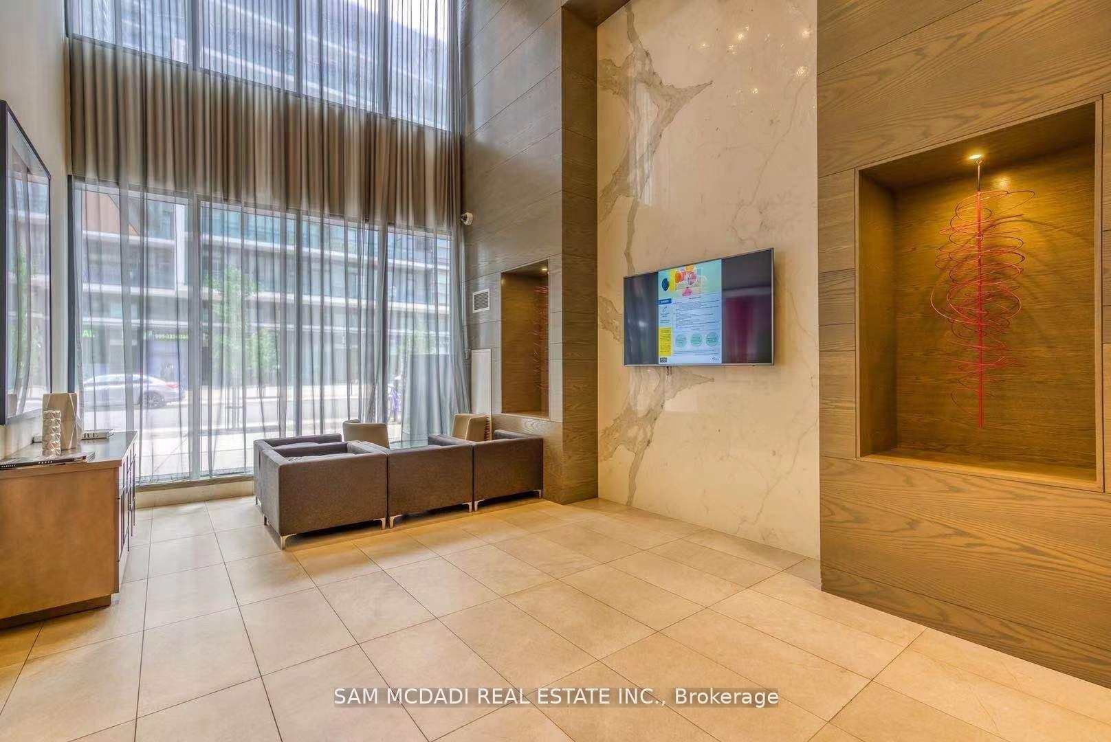 510 Curran Place 1710