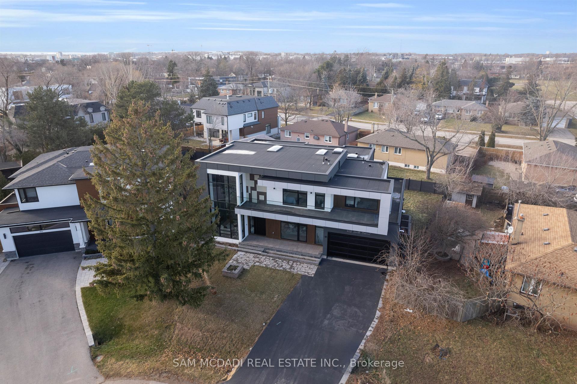 468 Saville Crescent
