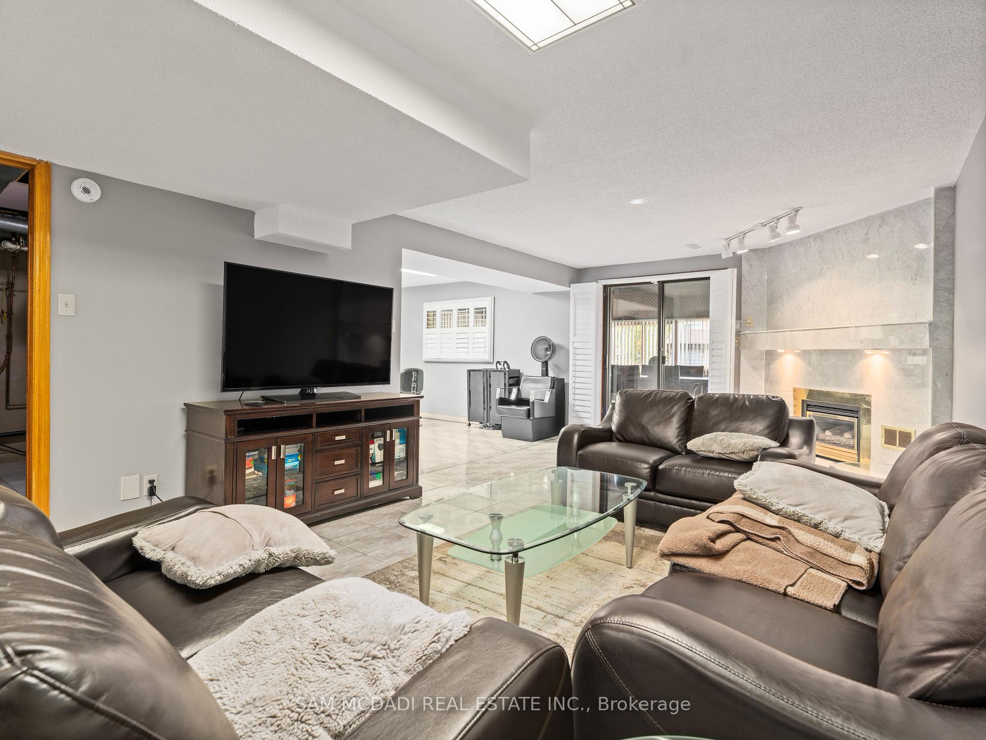 5472 Bourget Drive