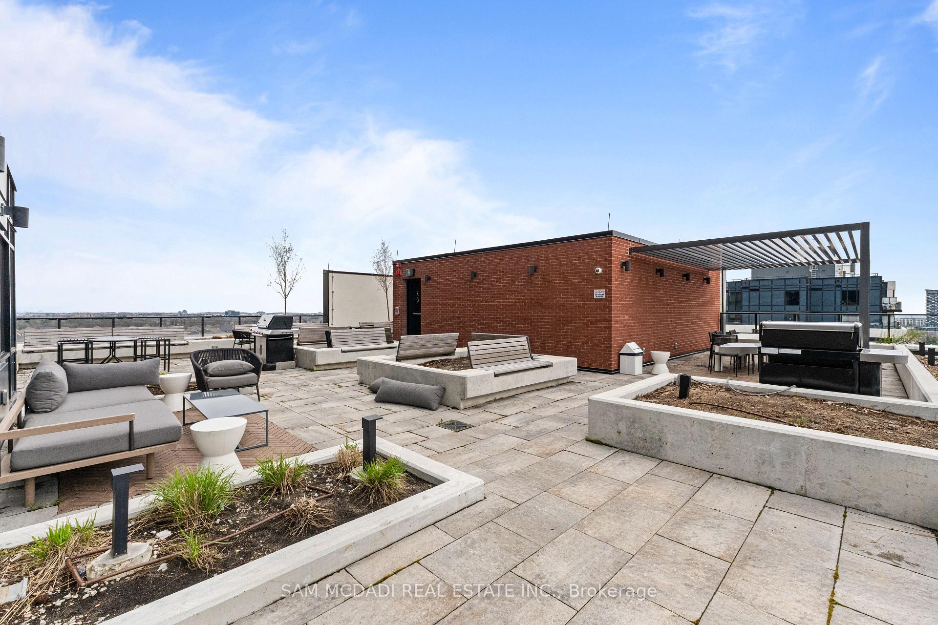 3220 William Coltson Avenue 2202