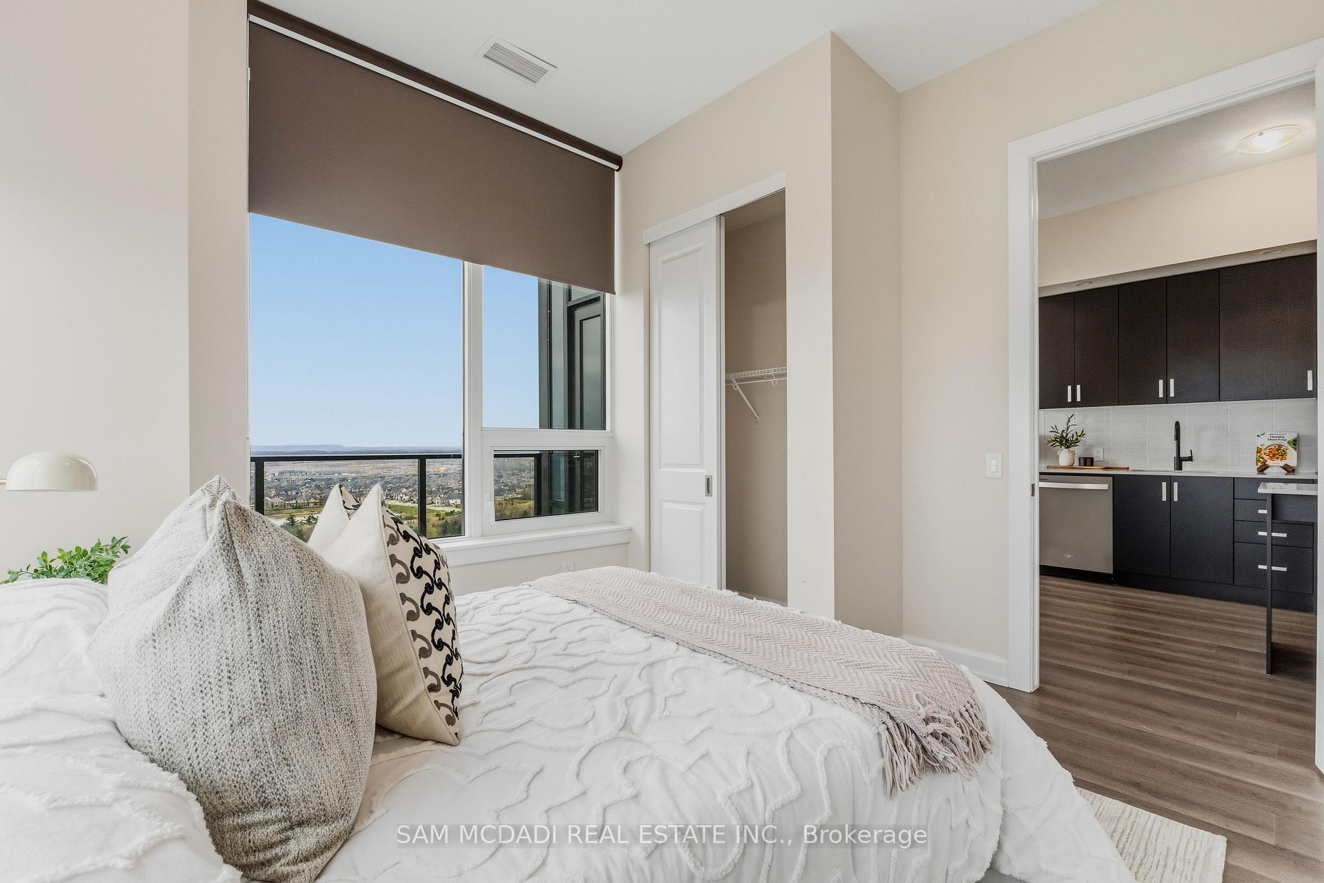 3220 William Coltson Avenue 2202