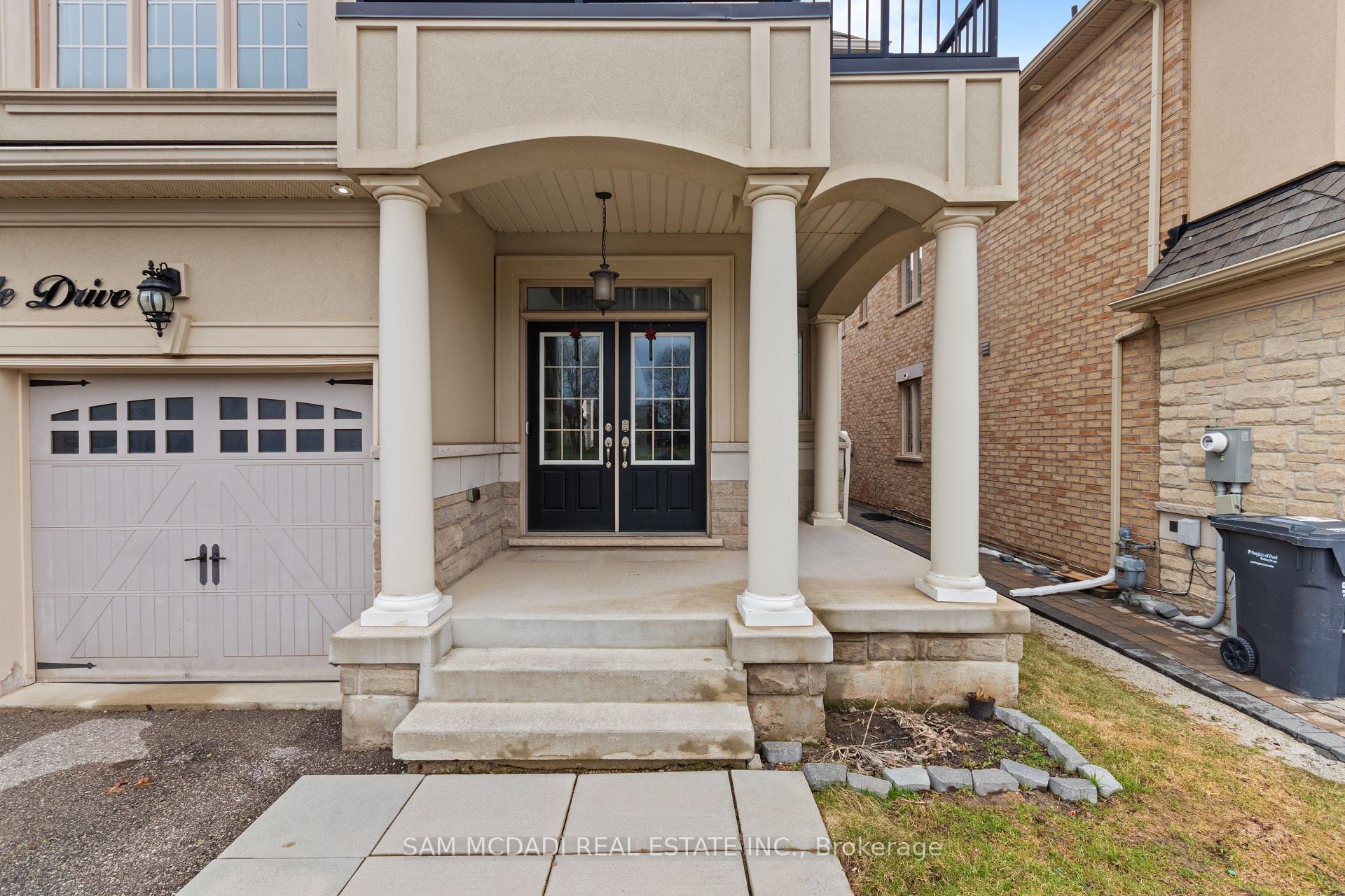53 Lorenville Drive