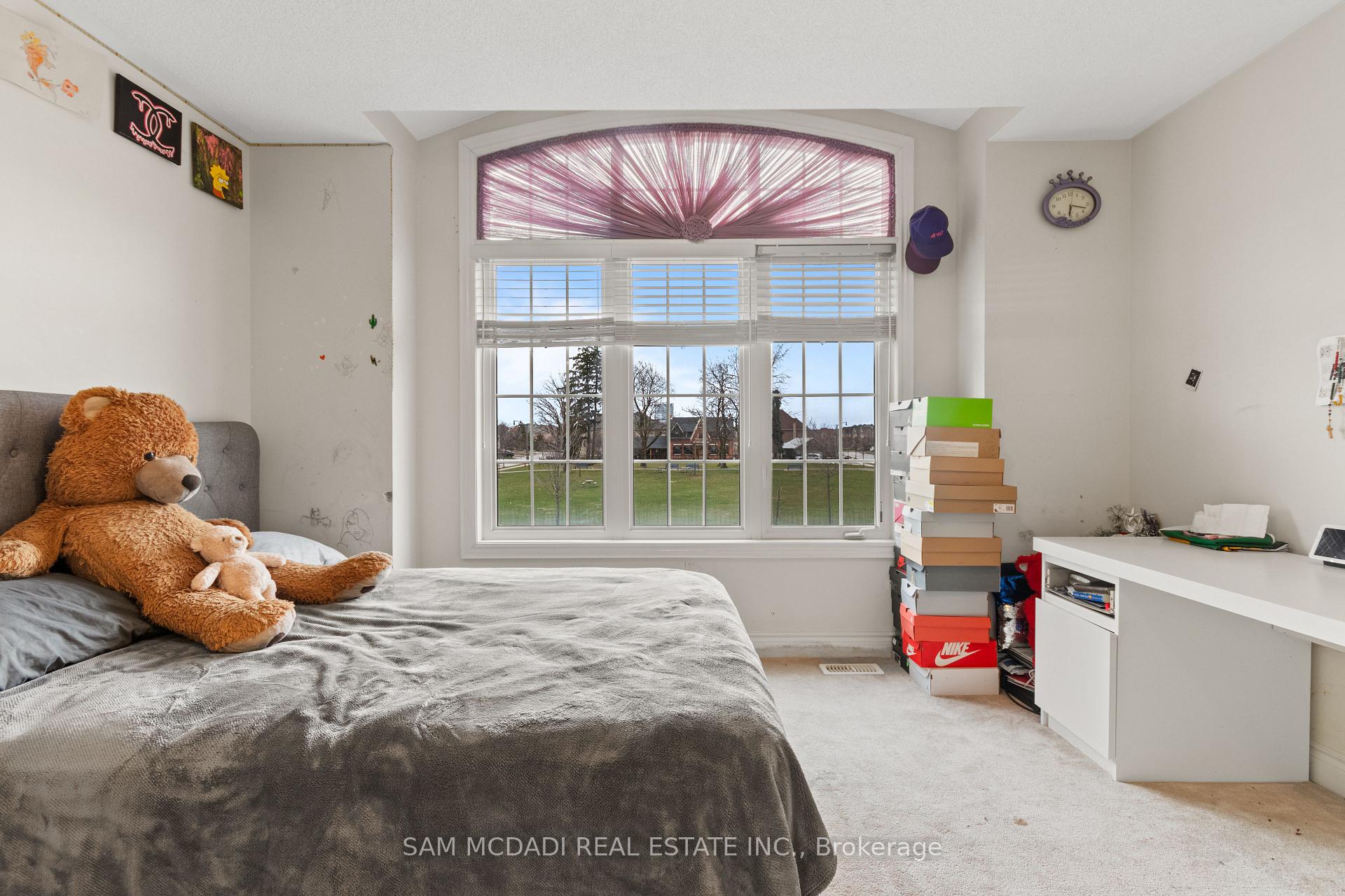 53 Lorenville Drive