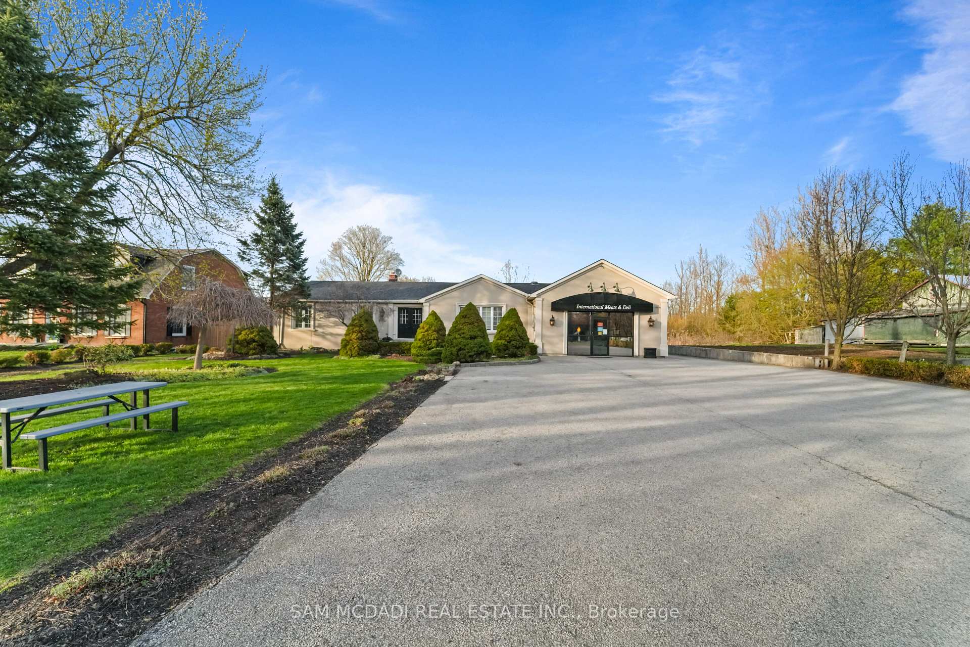 11269 Guelph Line