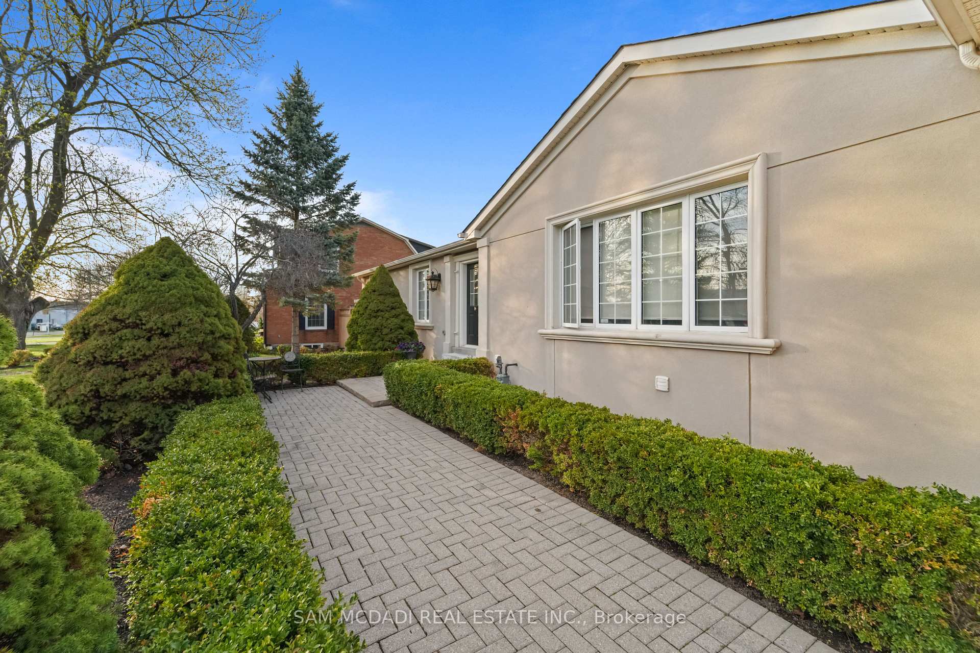 11269 Guelph Line
