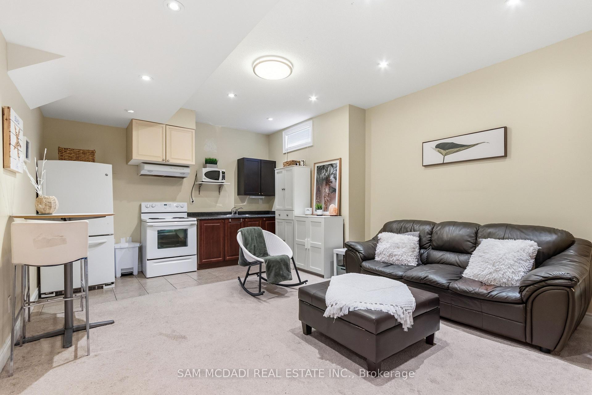 3155 Seabright Drive