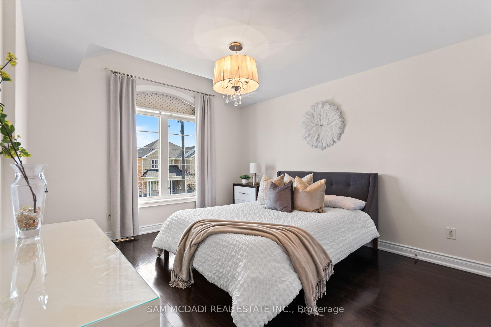 3155 Seabright Drive