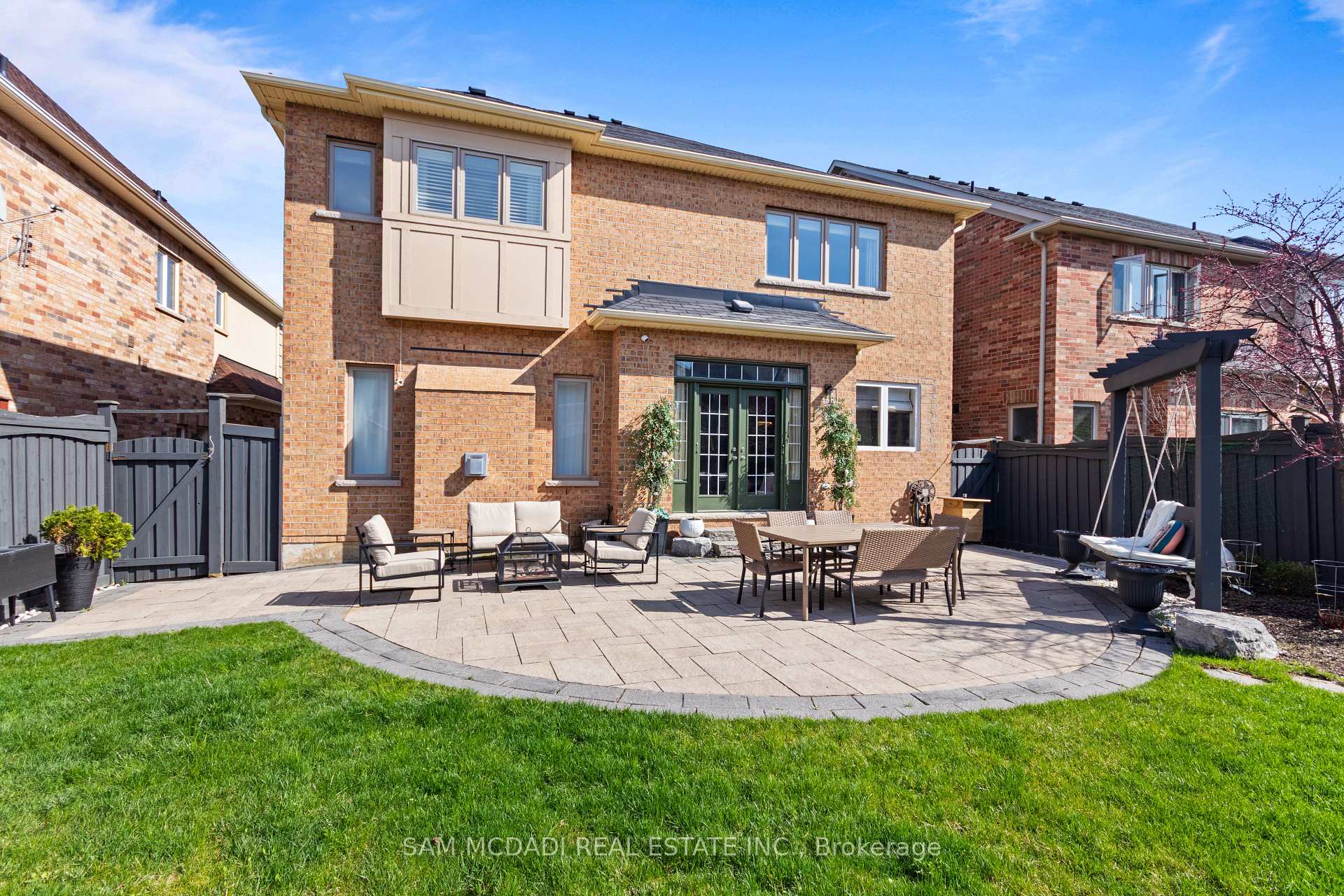 3155 Seabright Drive