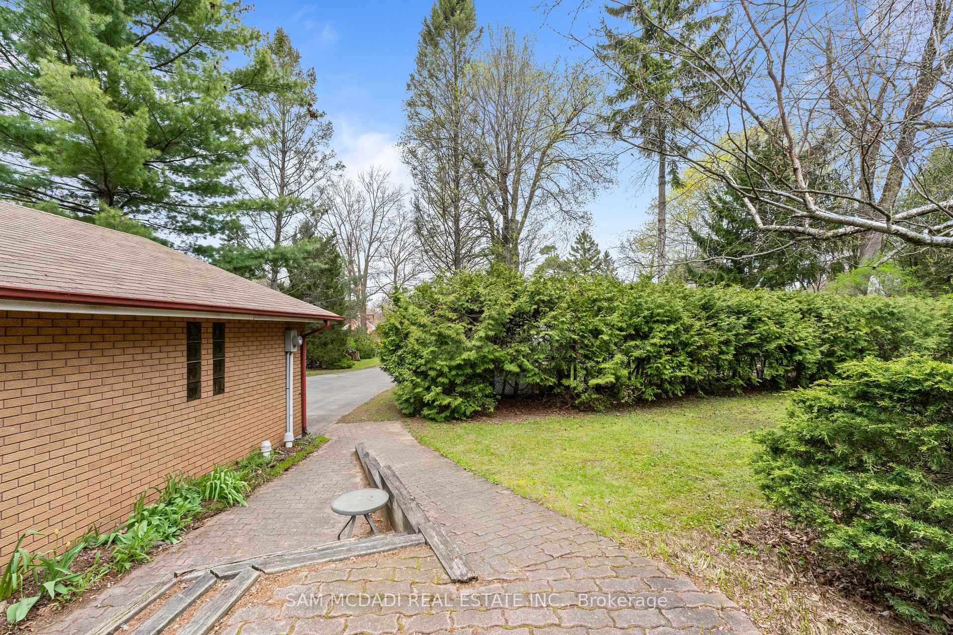 1484 Indian Road