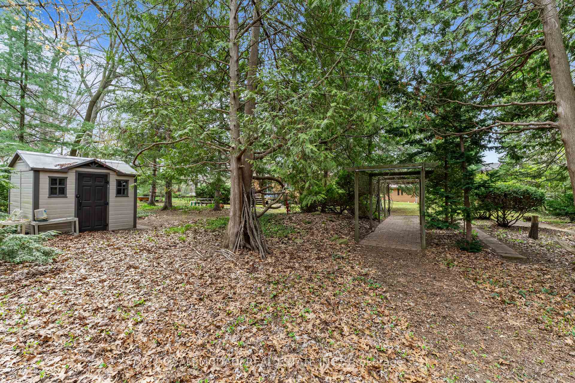 1484 Indian Road
