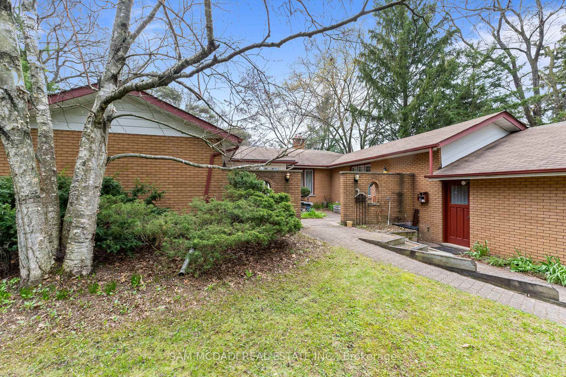 1484 Indian Road