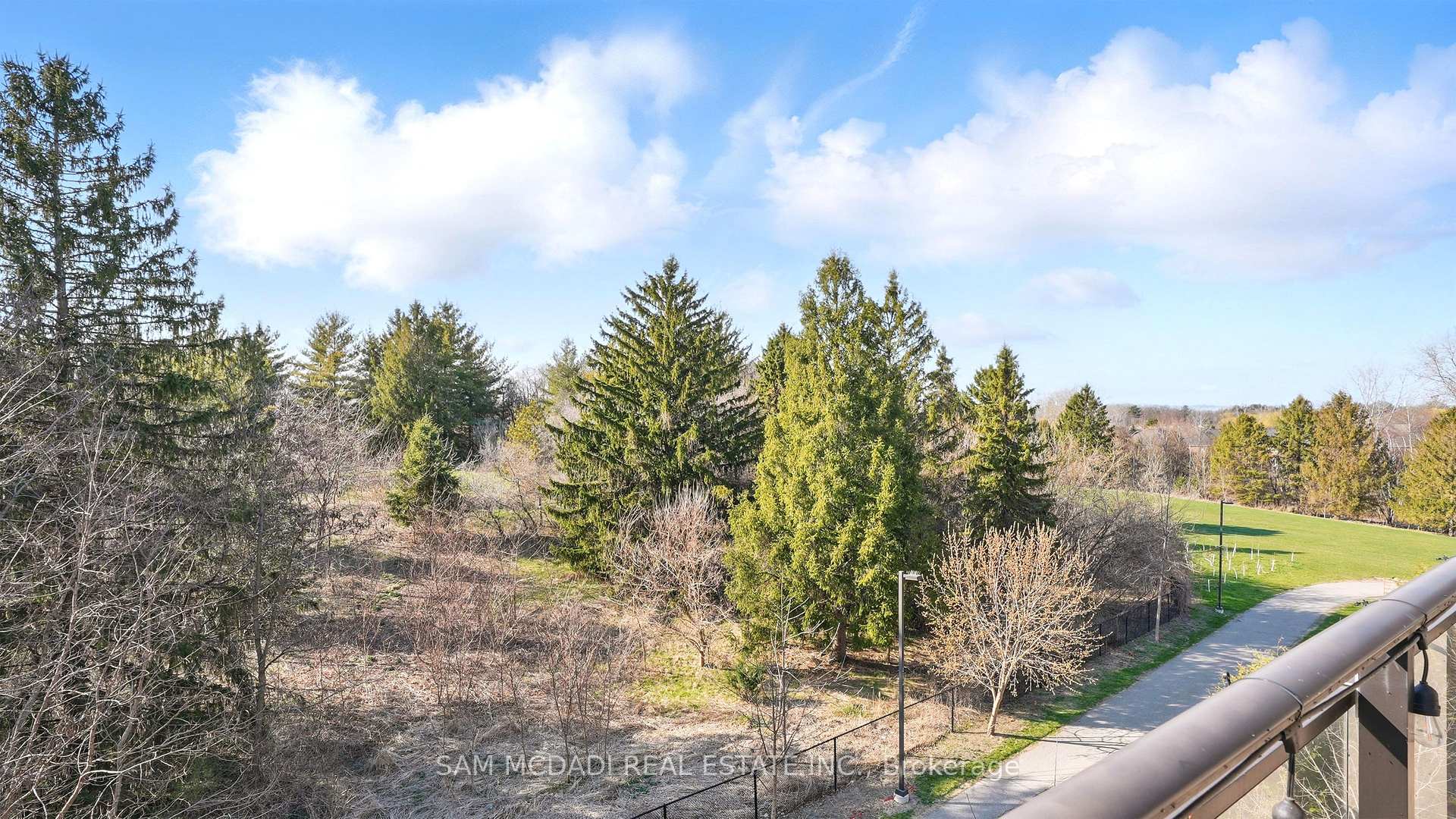 1575 Lakeshore Road W 415