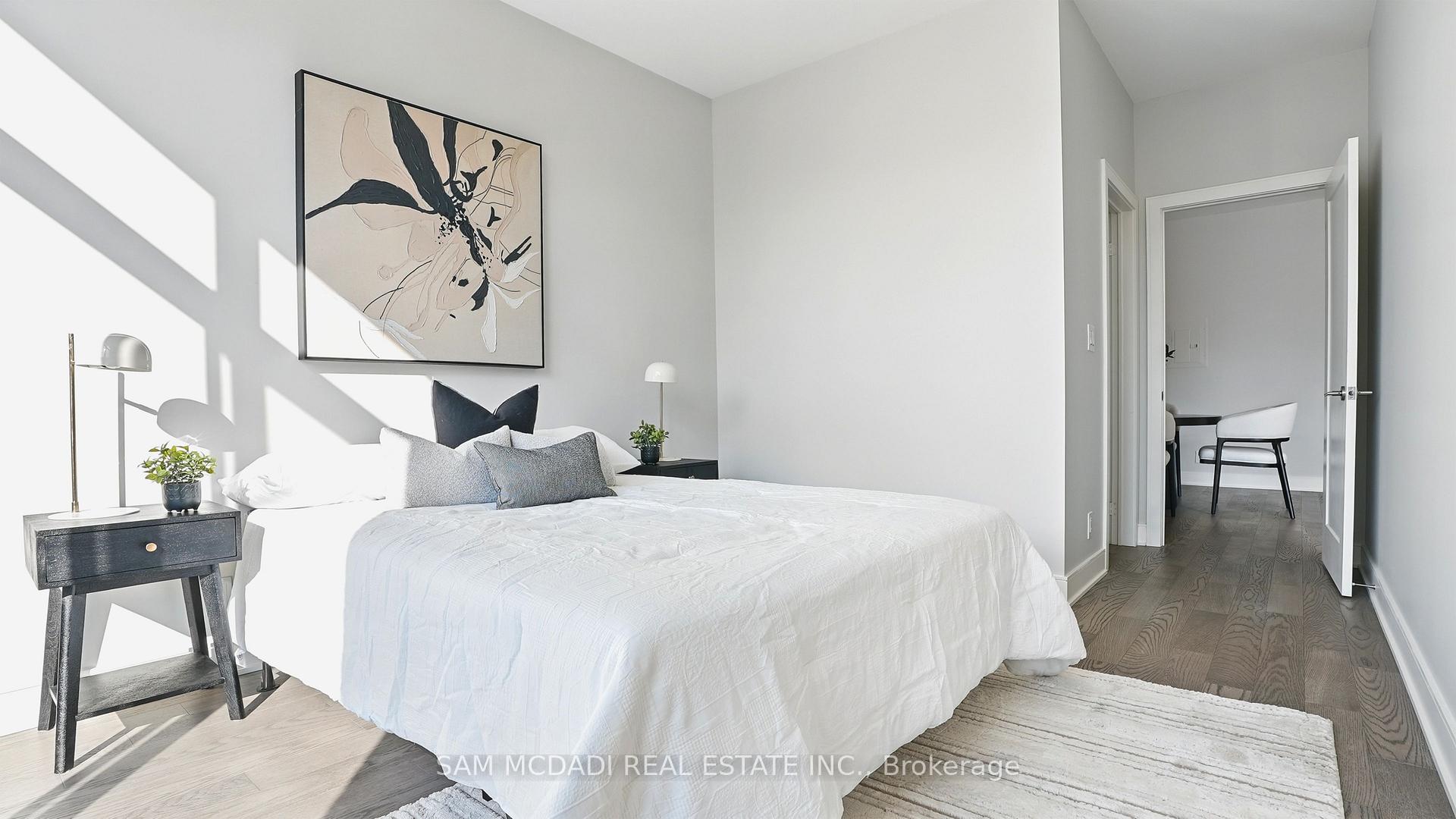 1575 Lakeshore Road W 415