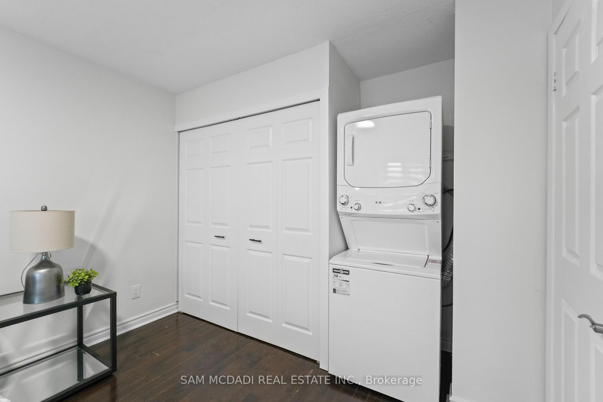 19 Shalom Crescent