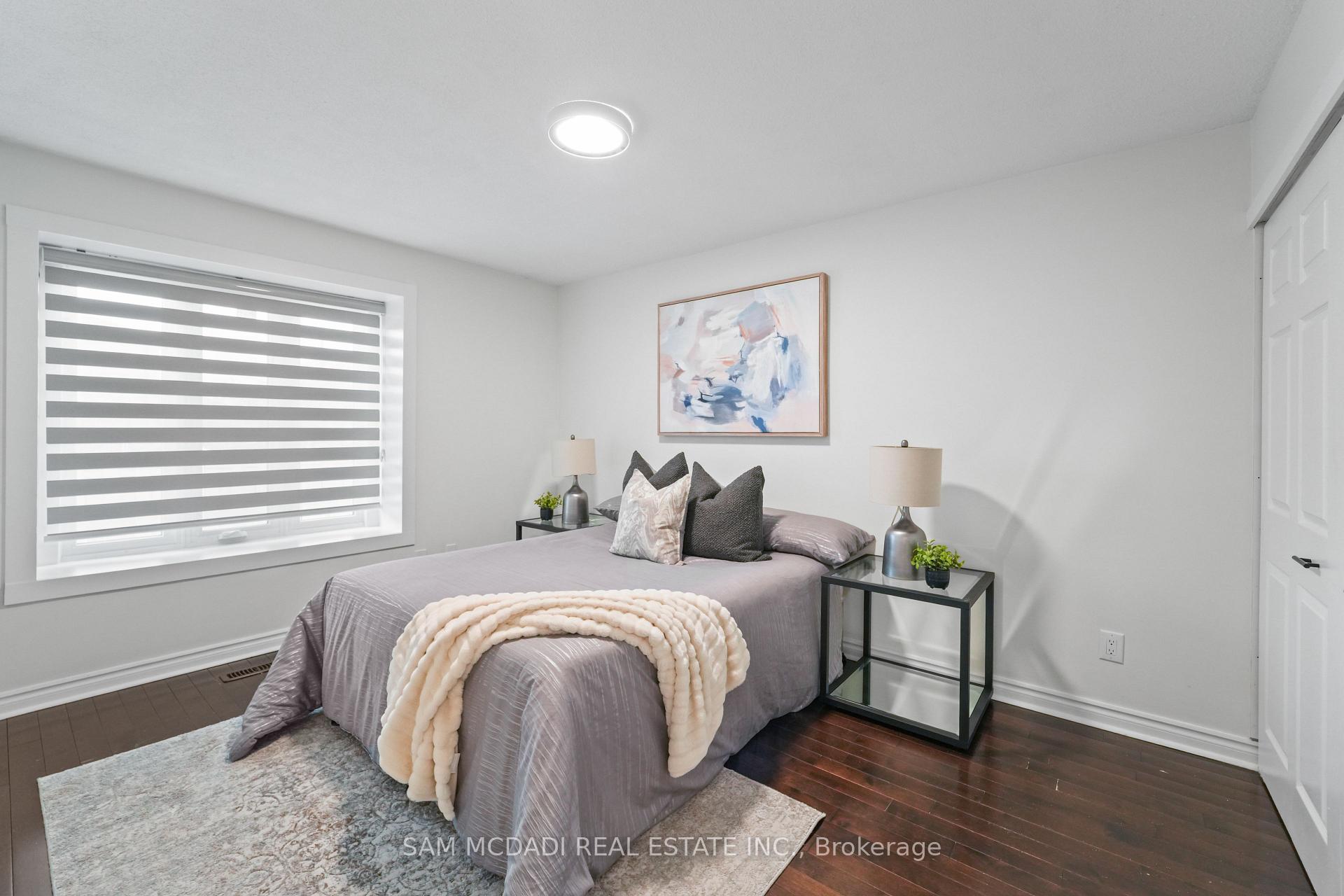 19 Shalom Crescent