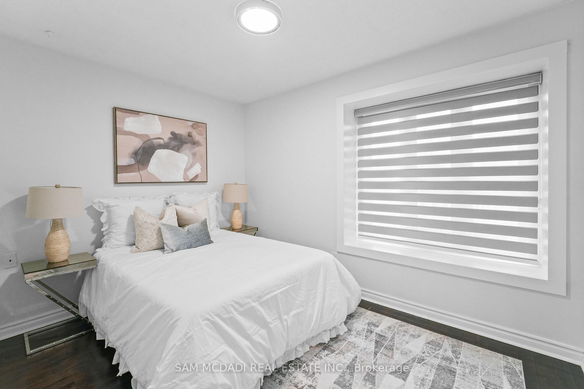 19 Shalom Crescent