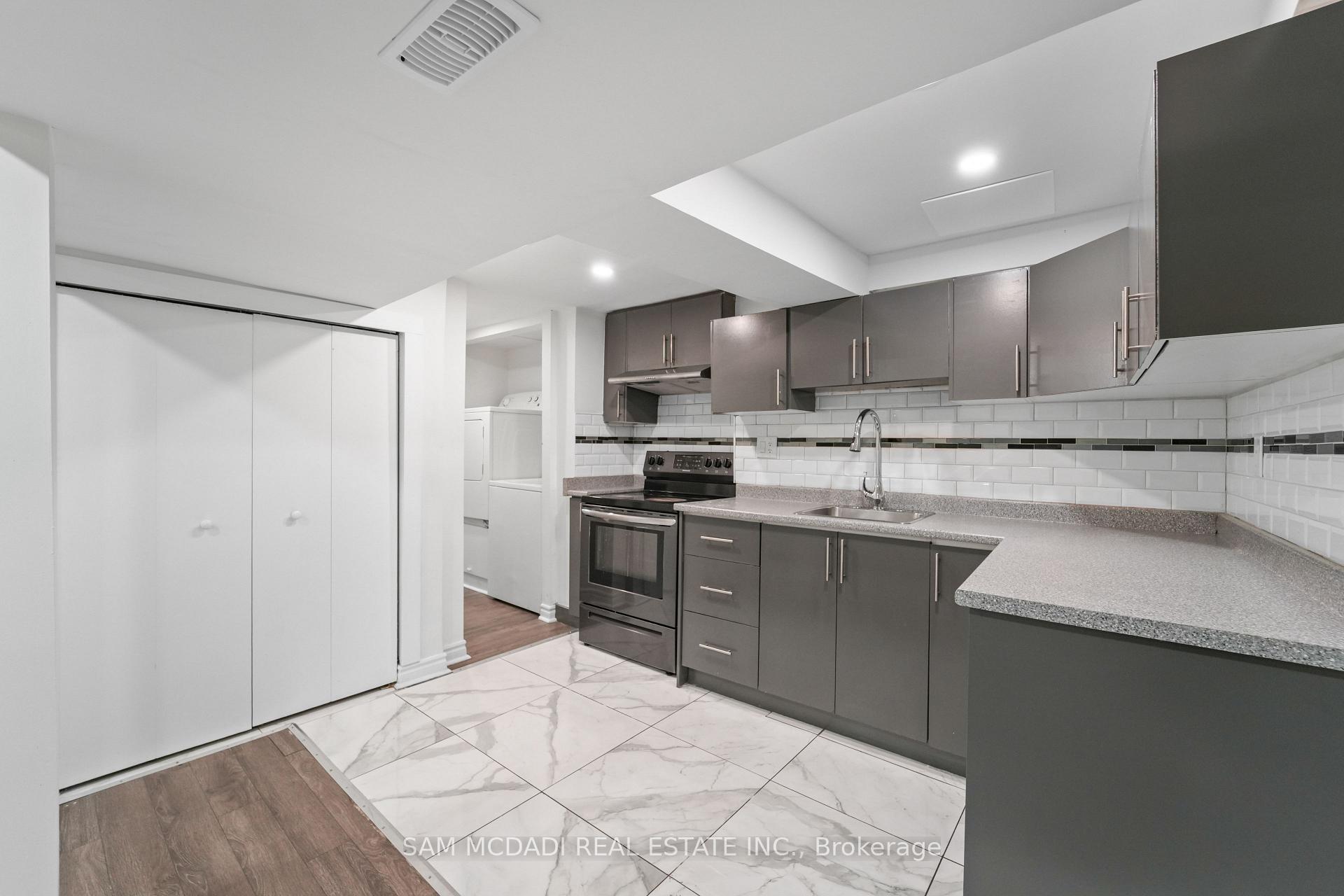 19 Shalom Crescent