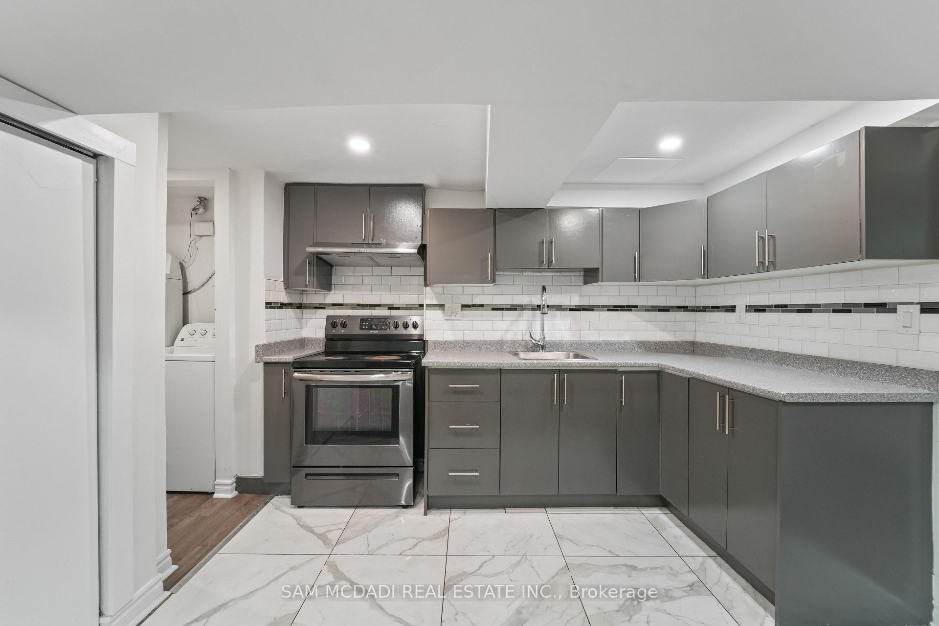 19 Shalom Crescent