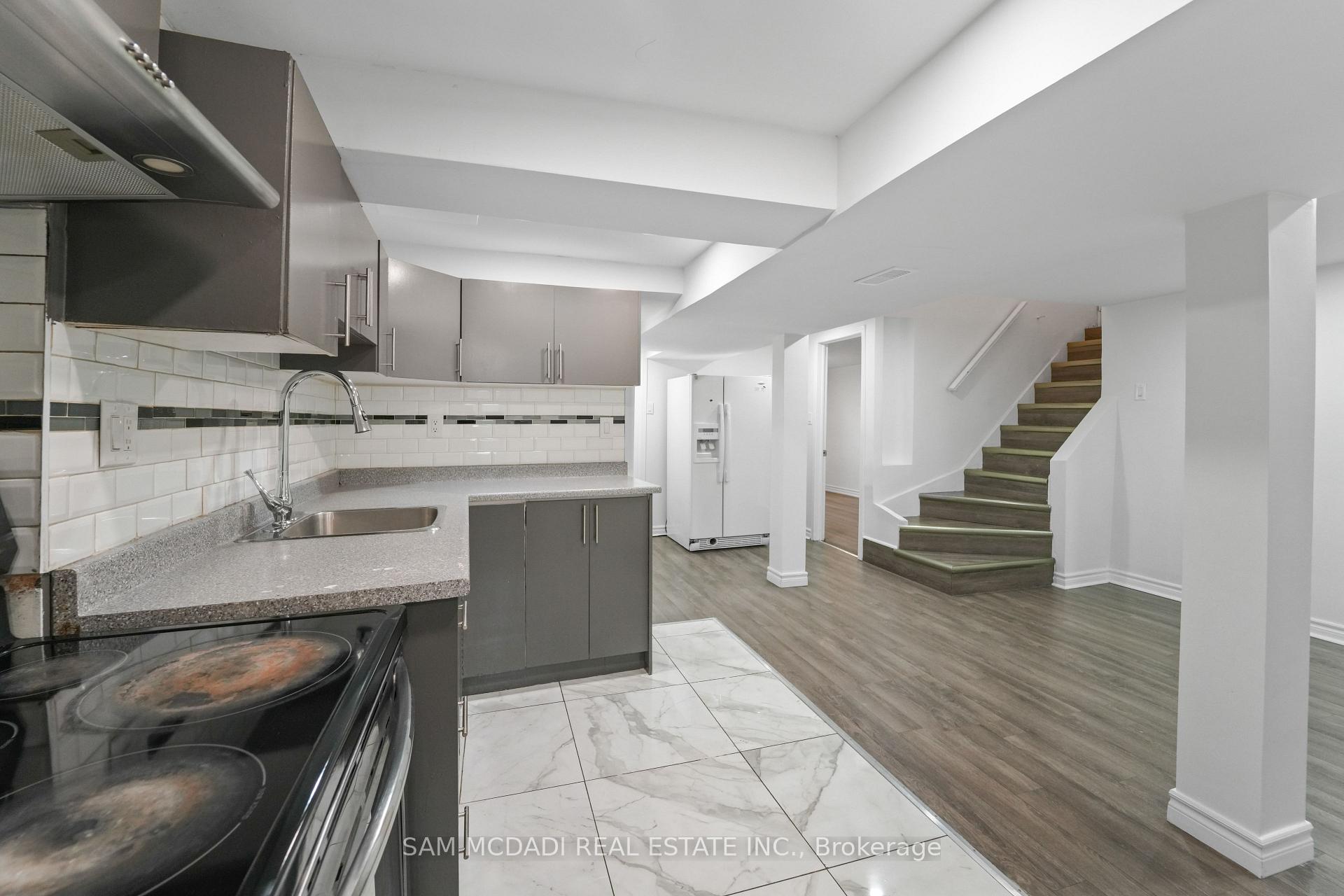 19 Shalom Crescent