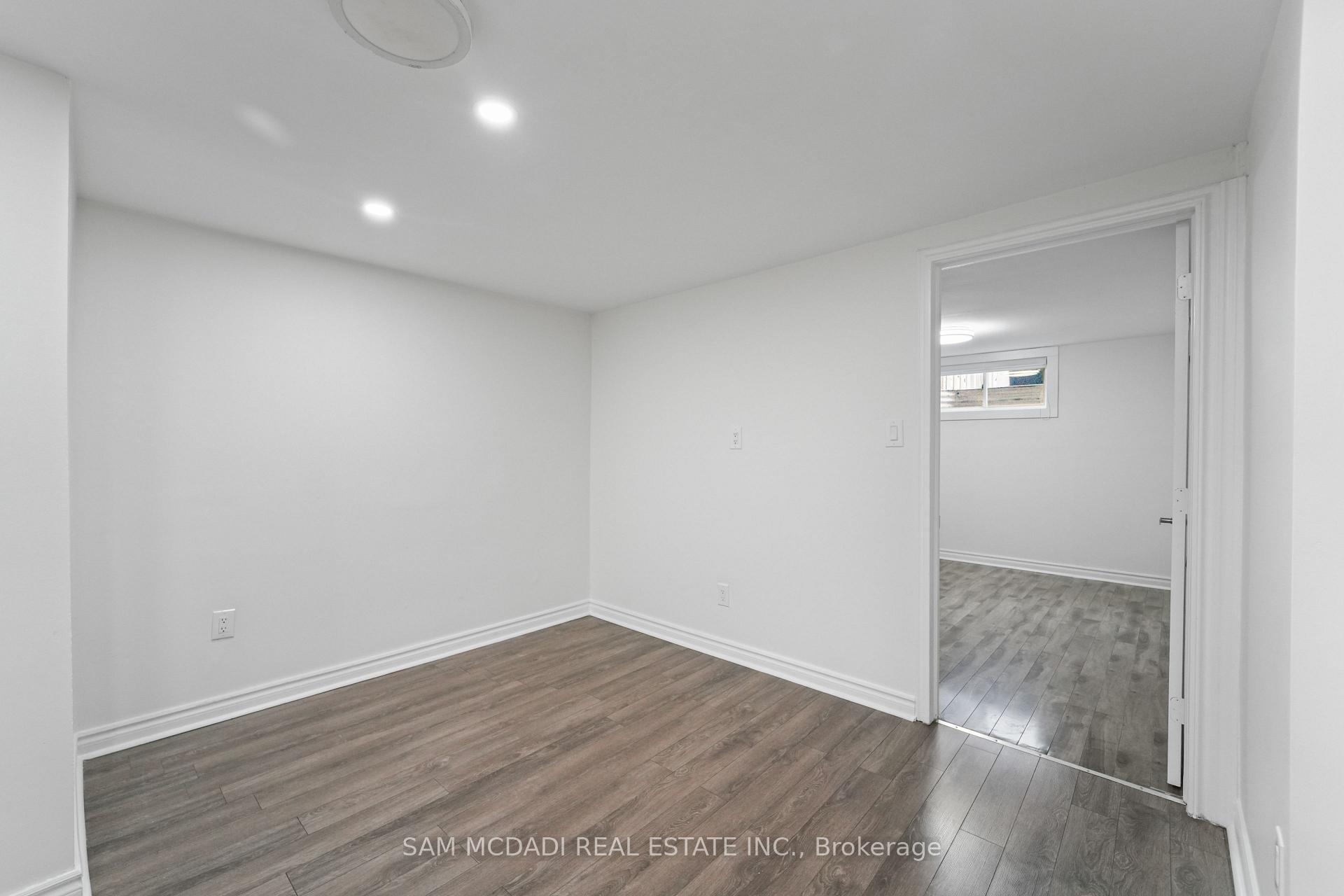 19 Shalom Crescent