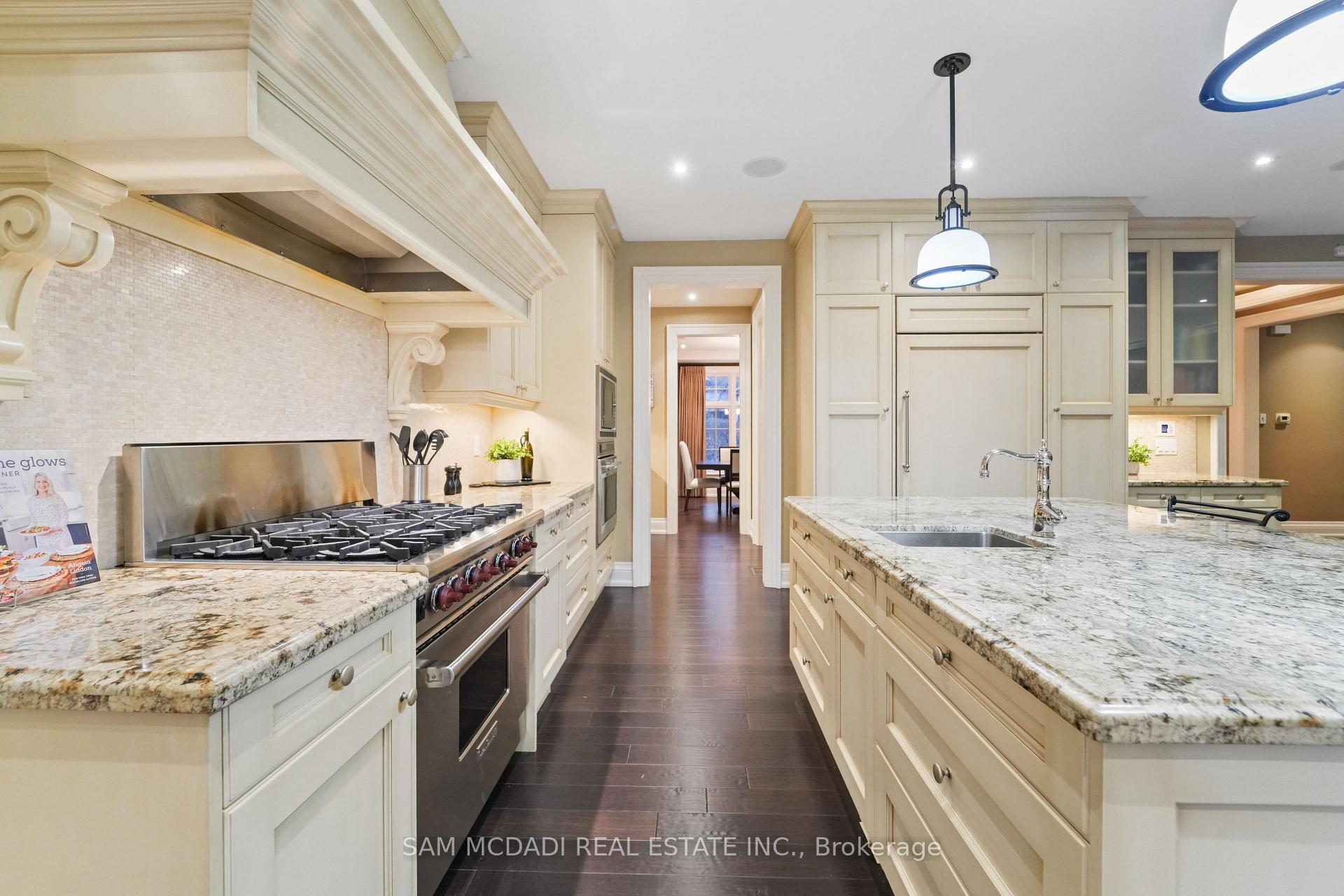 1286 Woodeden Drive