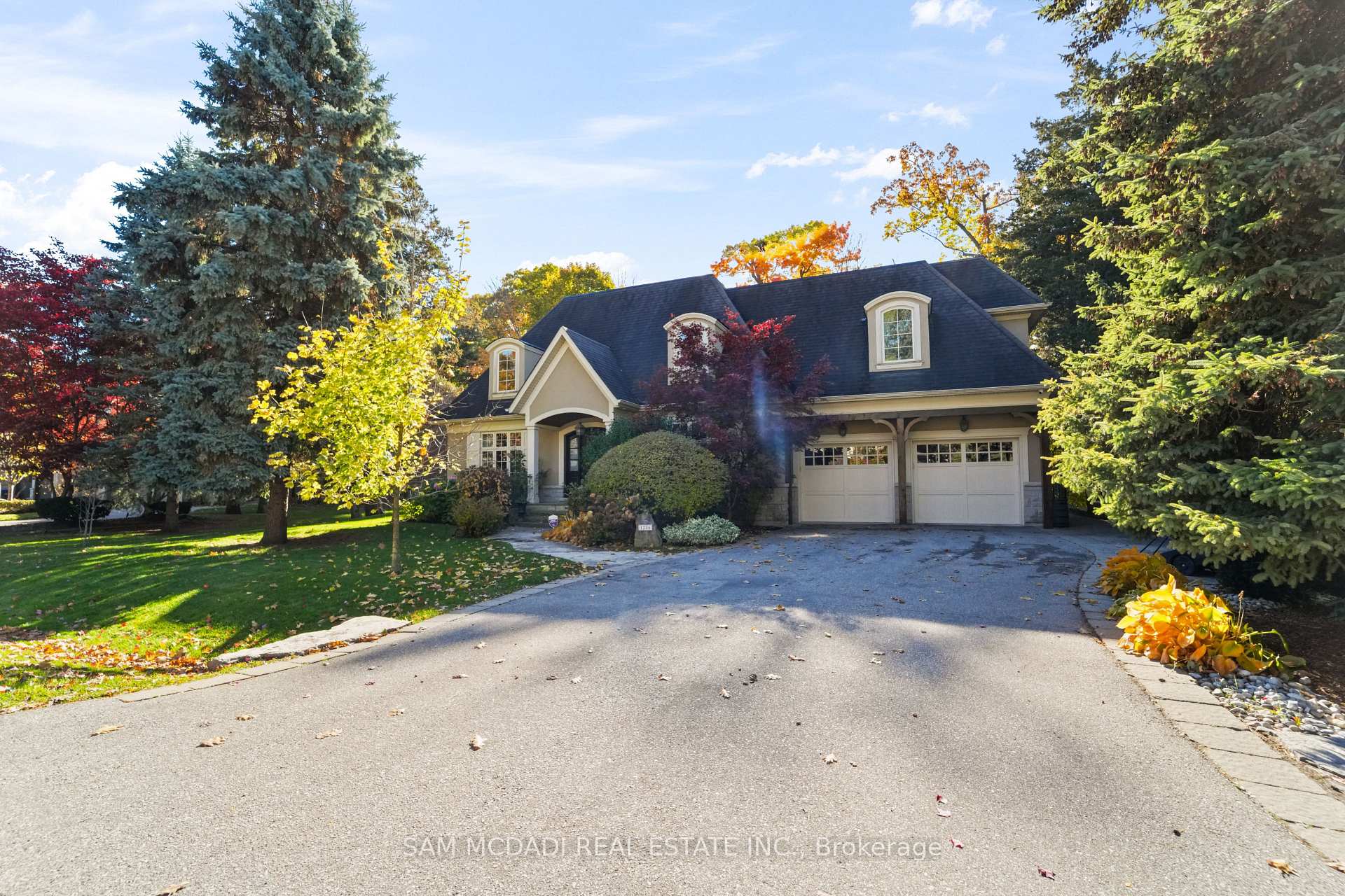 1286 Woodeden Drive