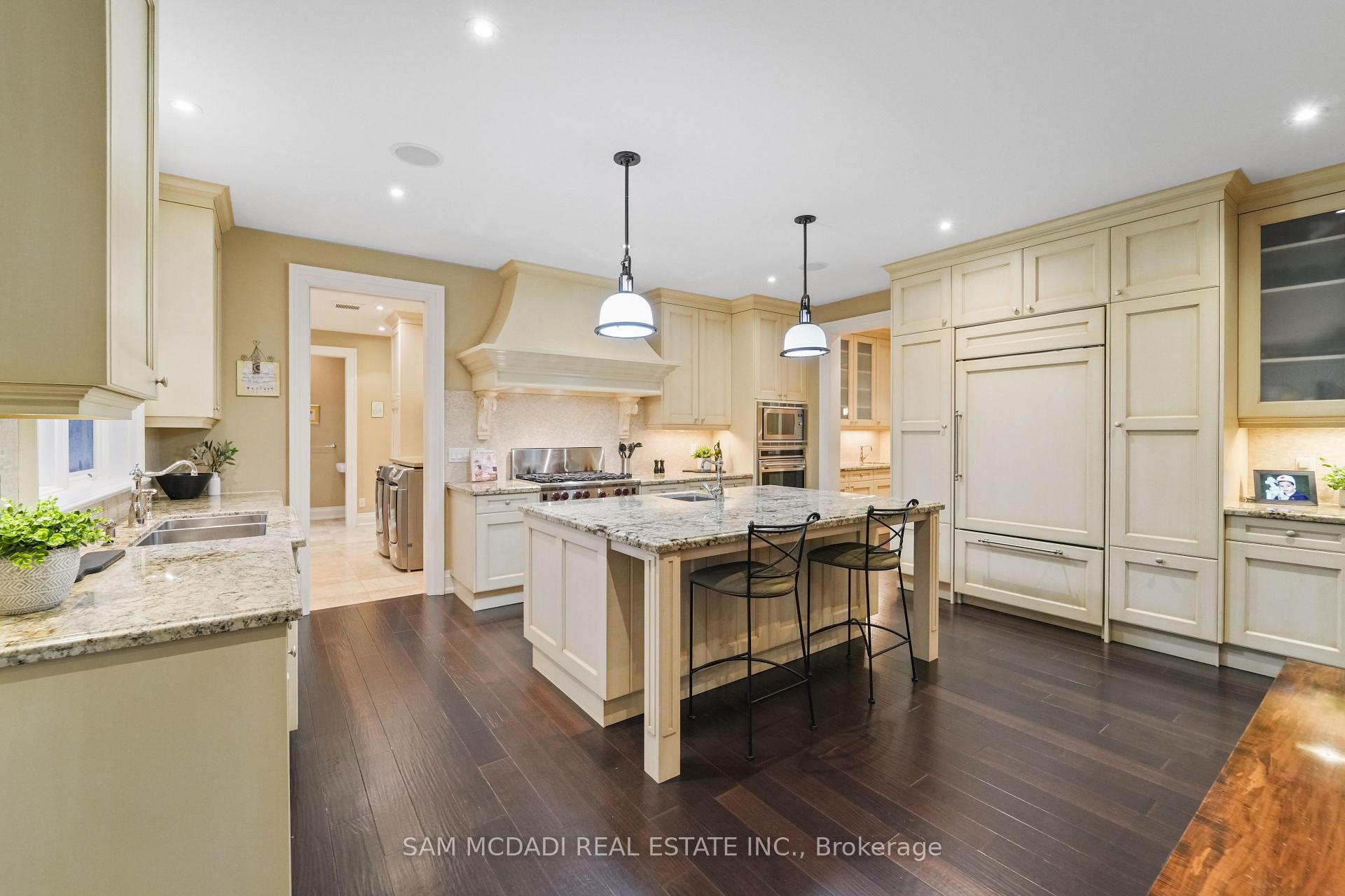 1286 Woodeden Drive
