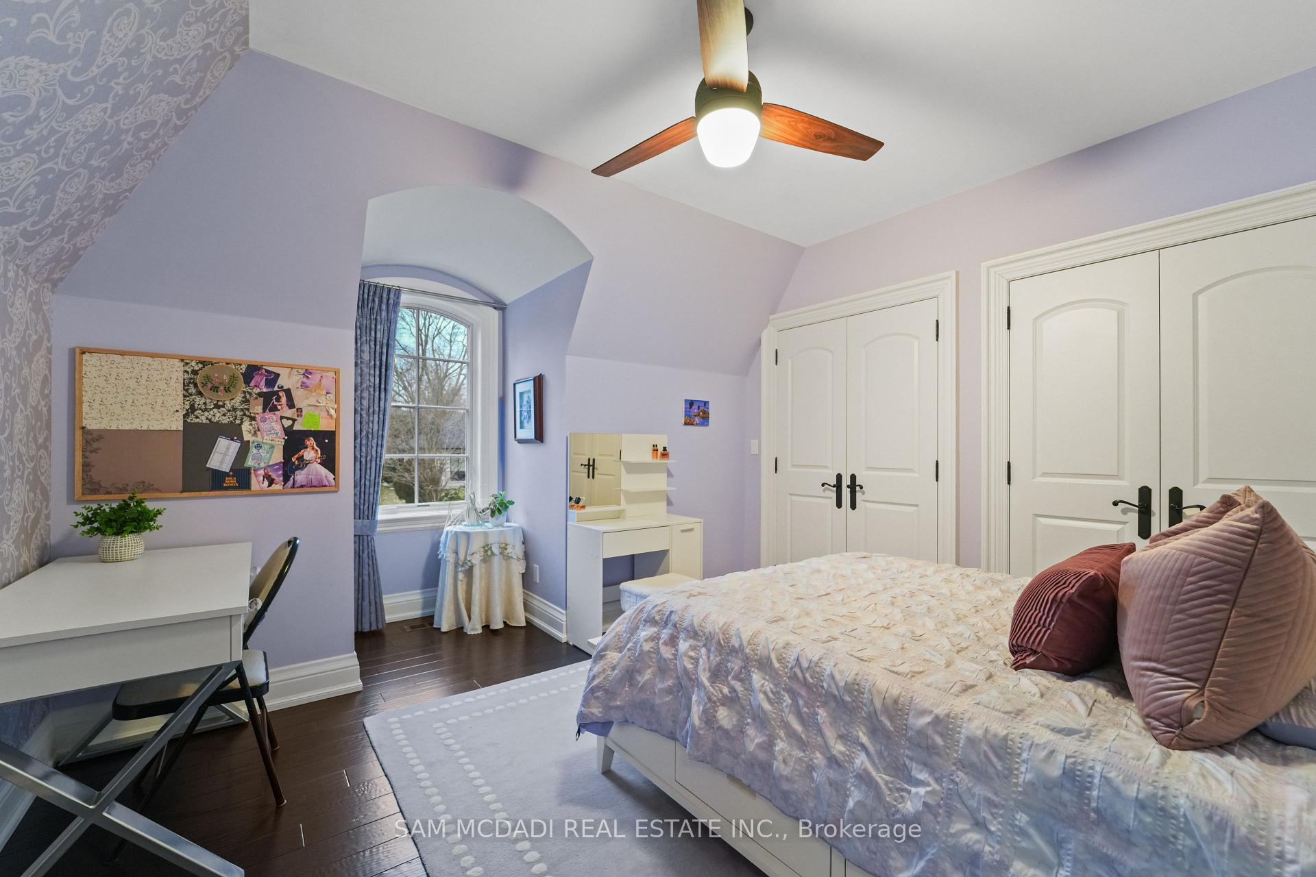 1286 Woodeden Drive