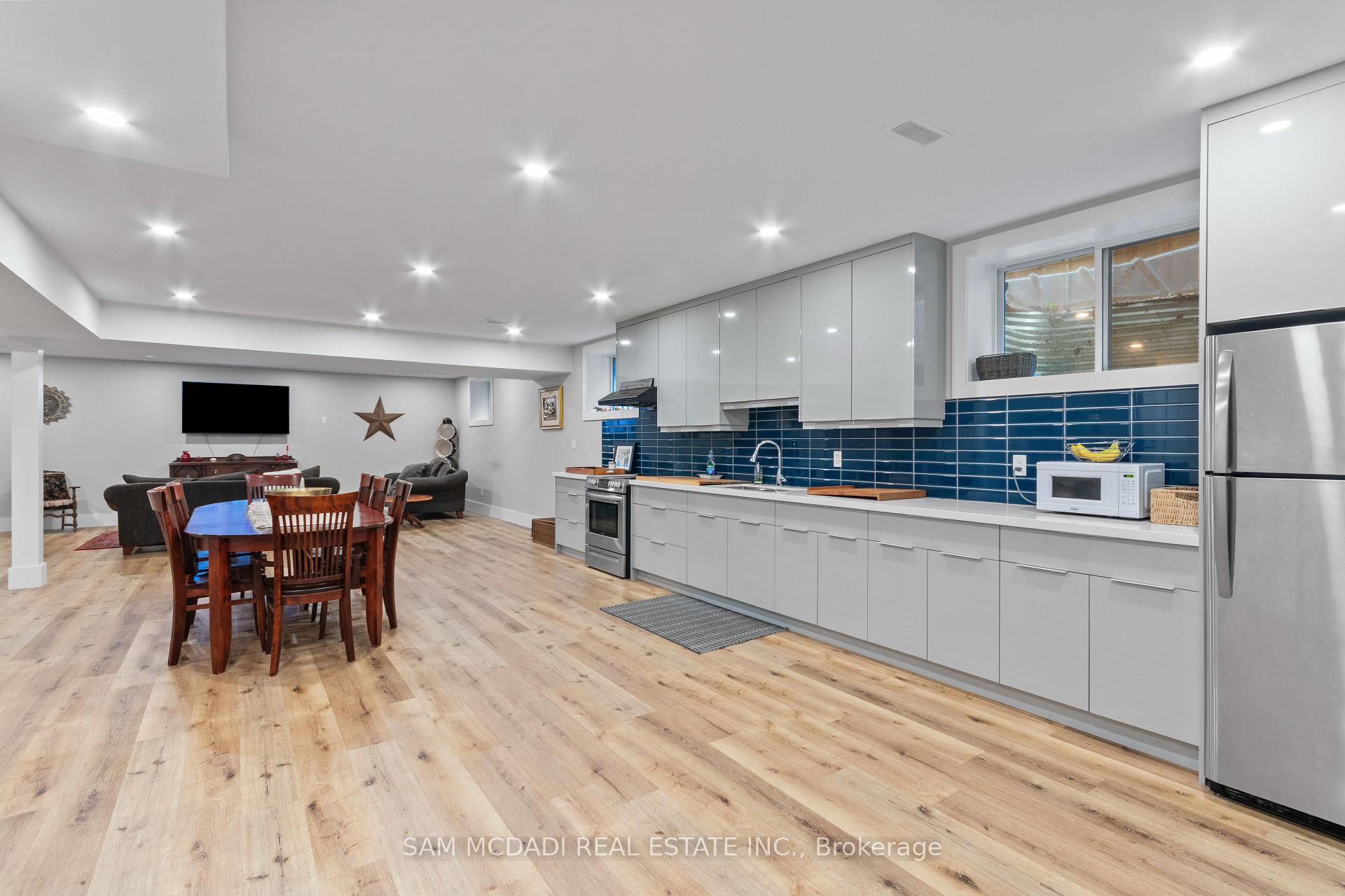 3047 Grenville Drive