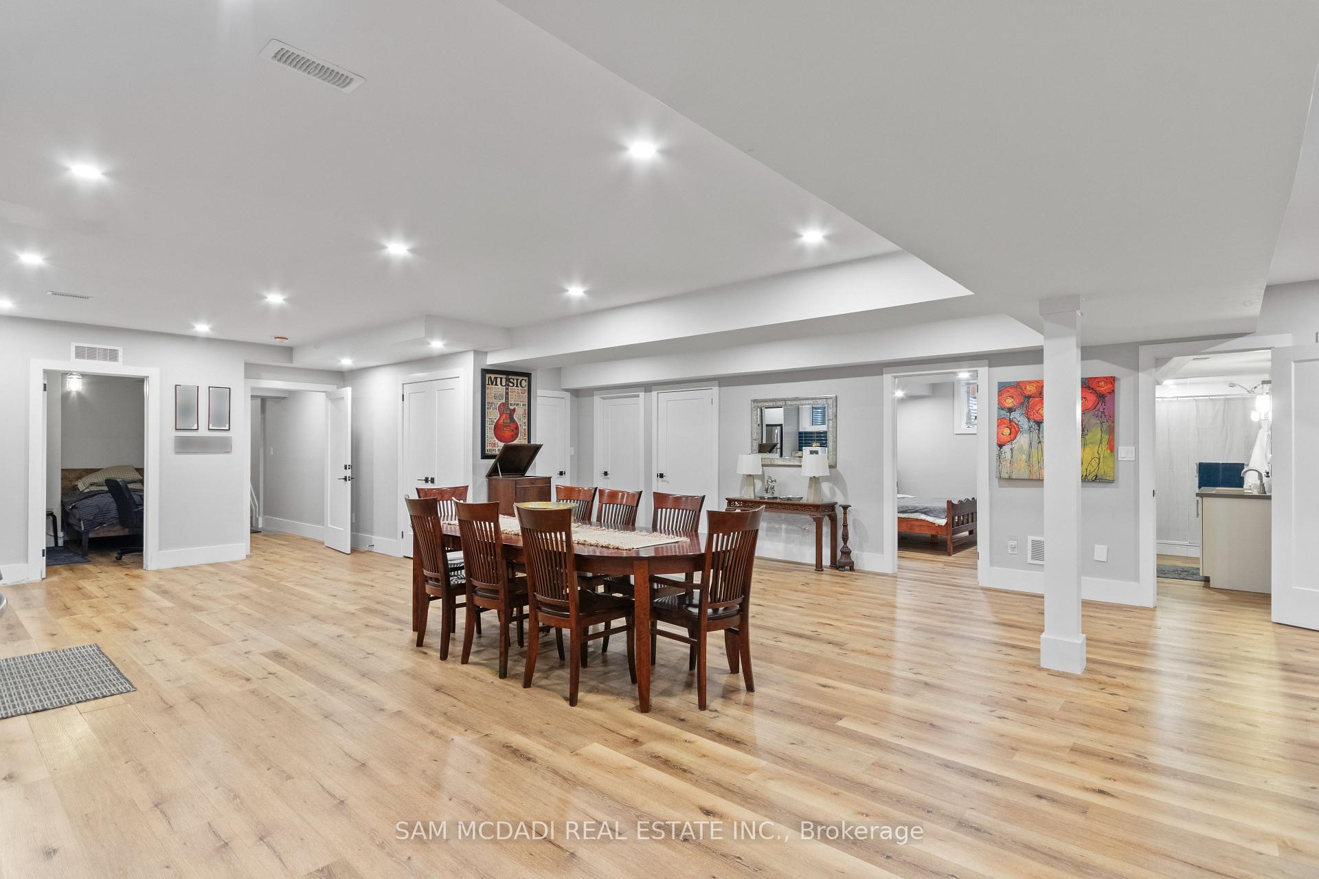 3047 Grenville Drive