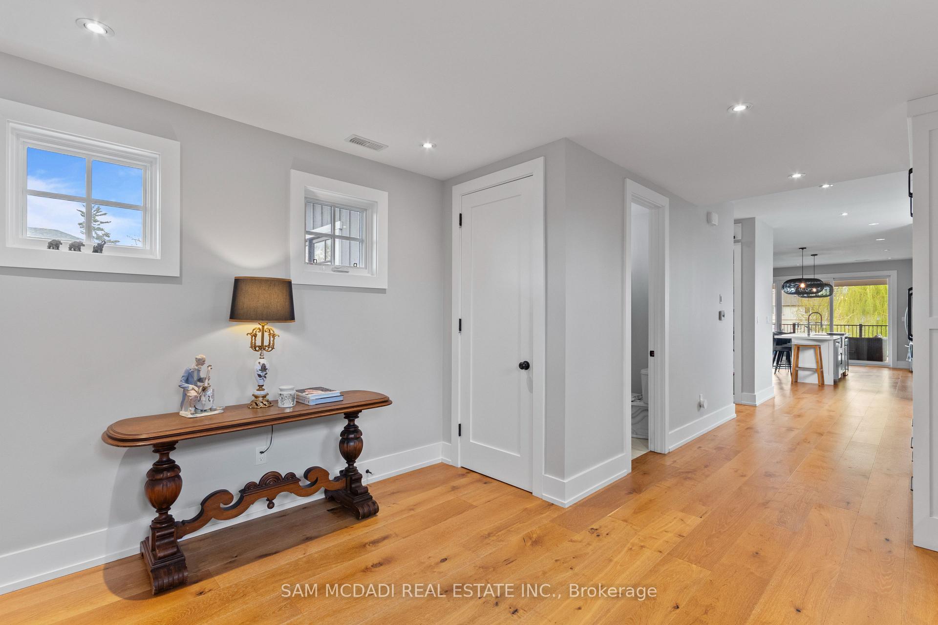 3047 Grenville Drive
