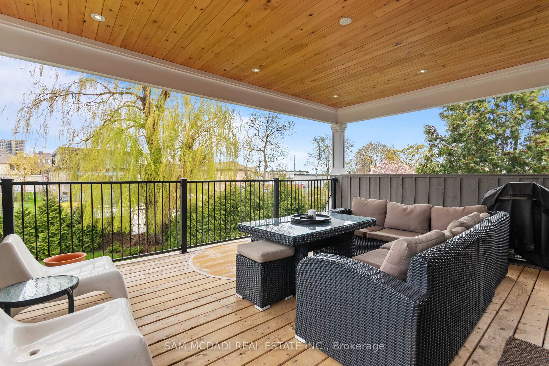 3047 Grenville Drive