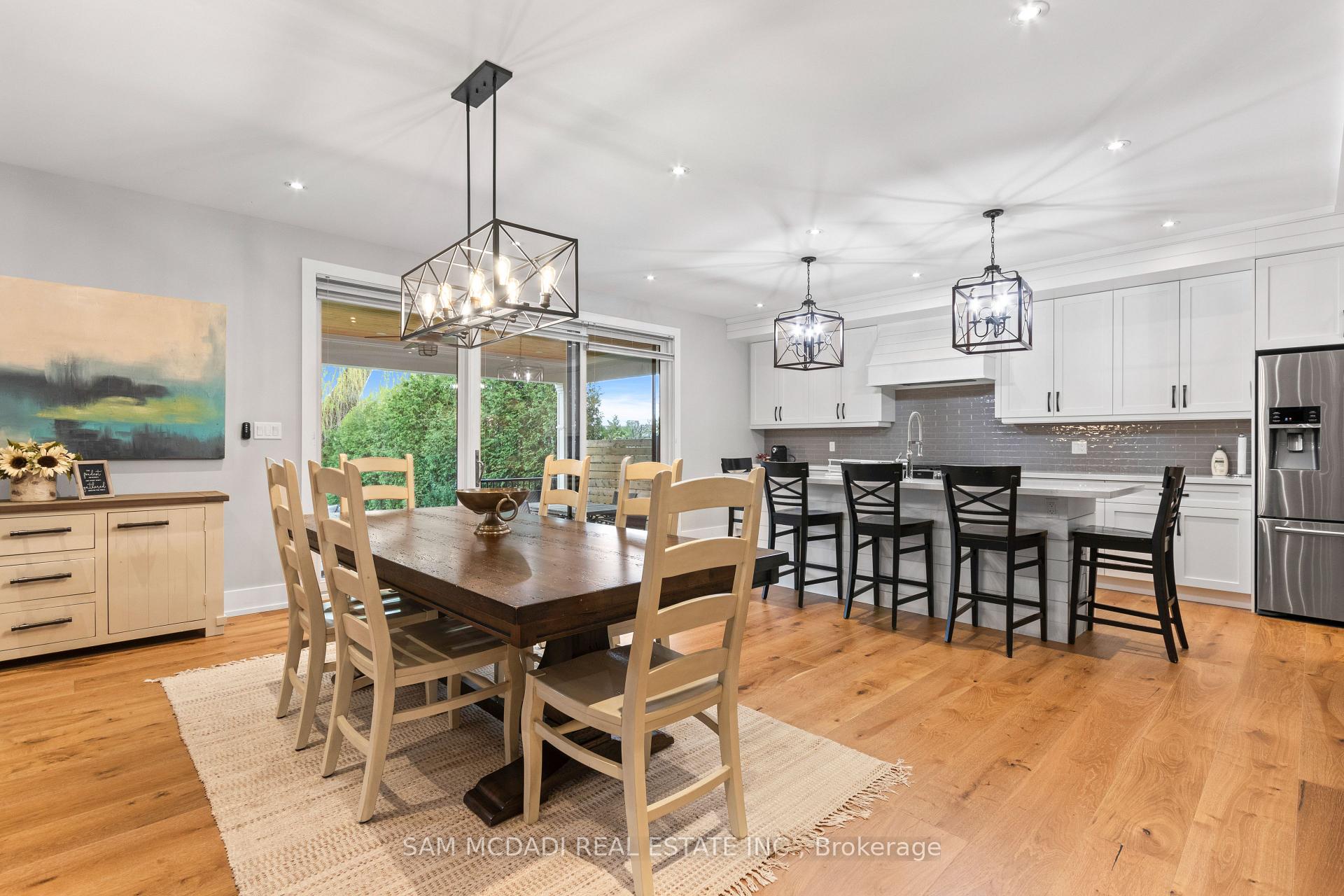 3047 Grenville Drive