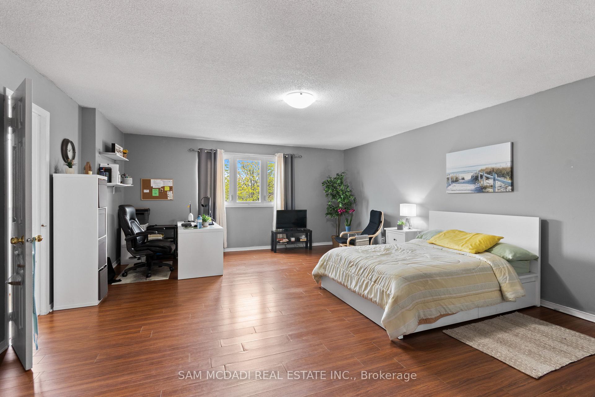 3182 Shadetree Drive