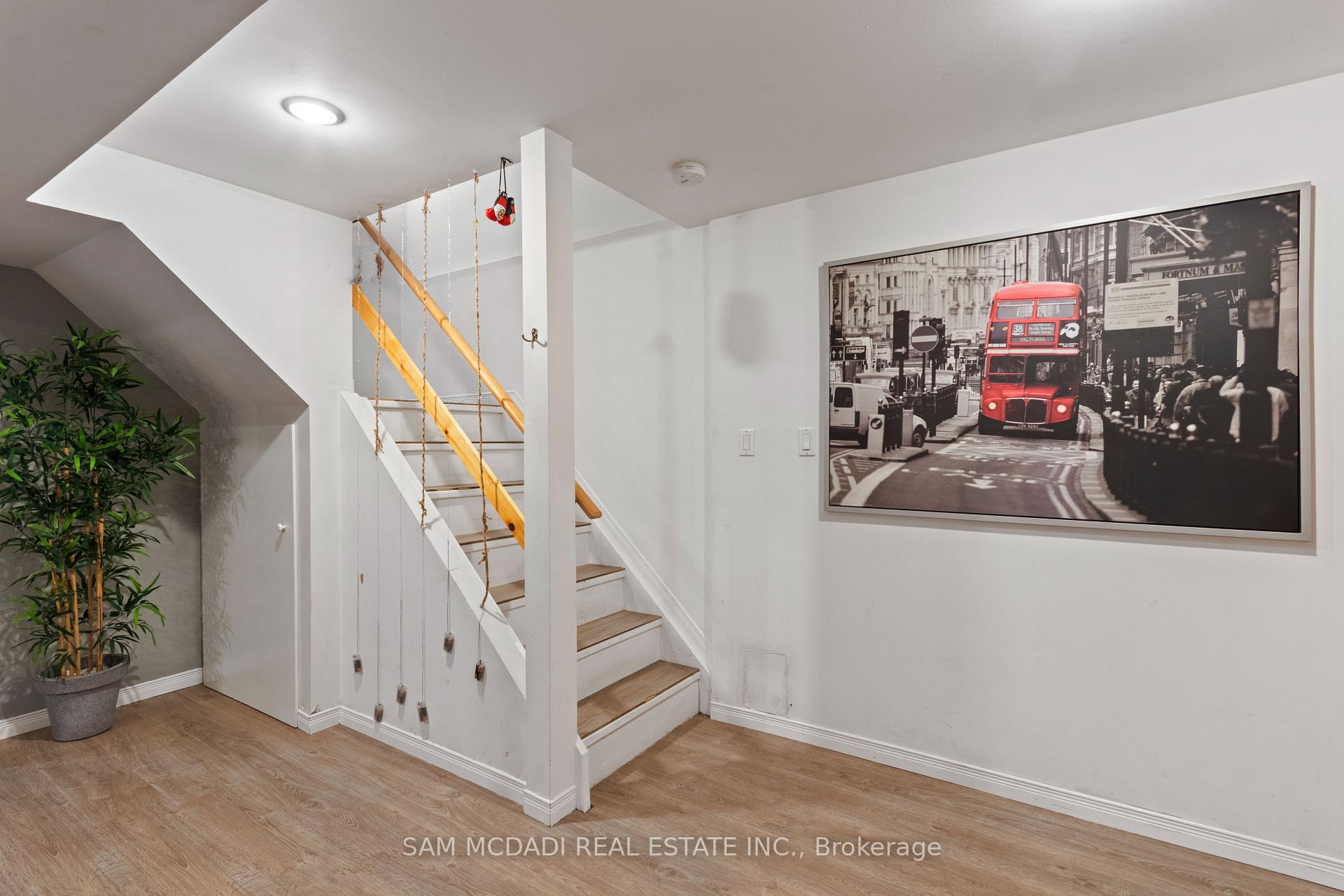 3182 Shadetree Drive
