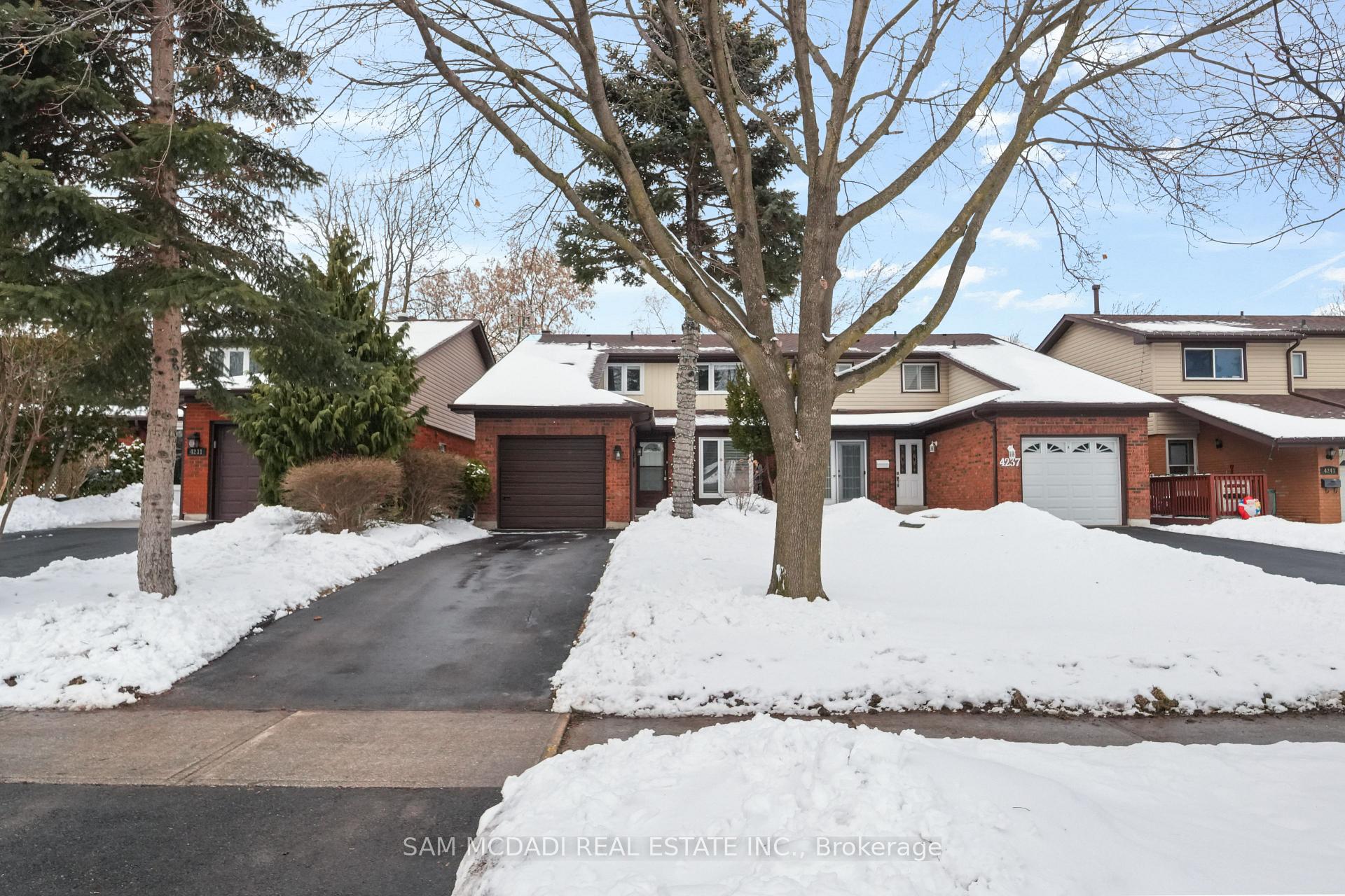 4235 Pheasant Run