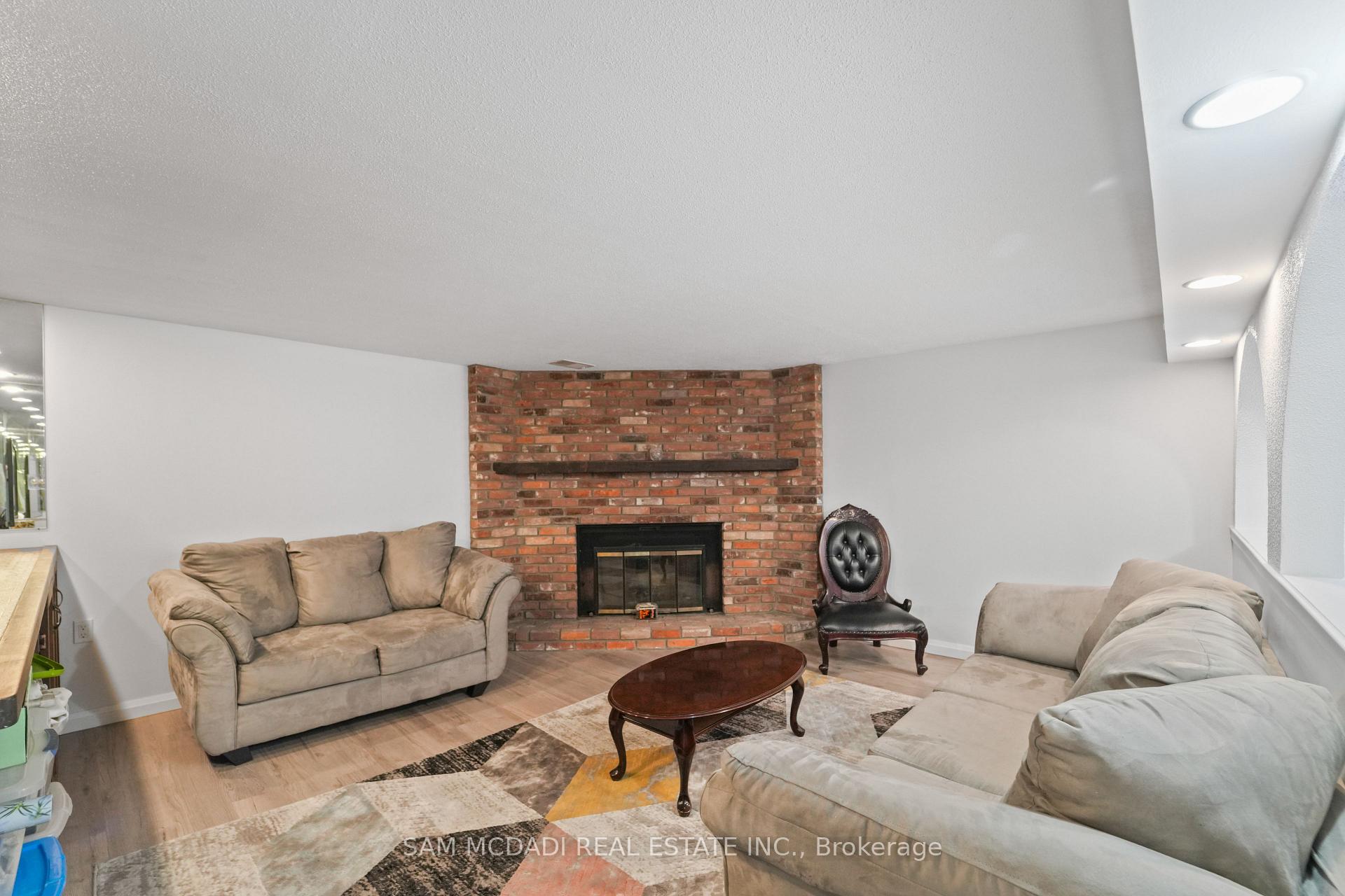 4235 Pheasant Run