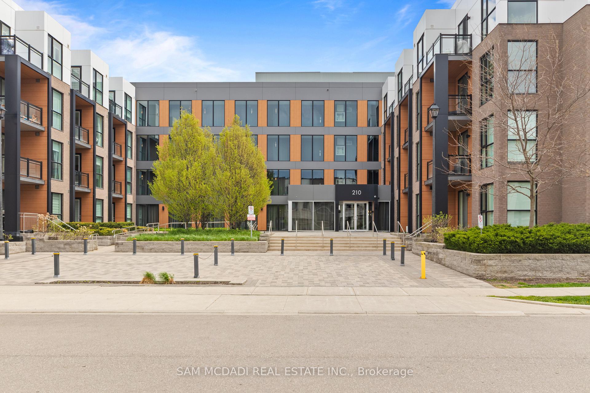 210 Sabina Drive E 204